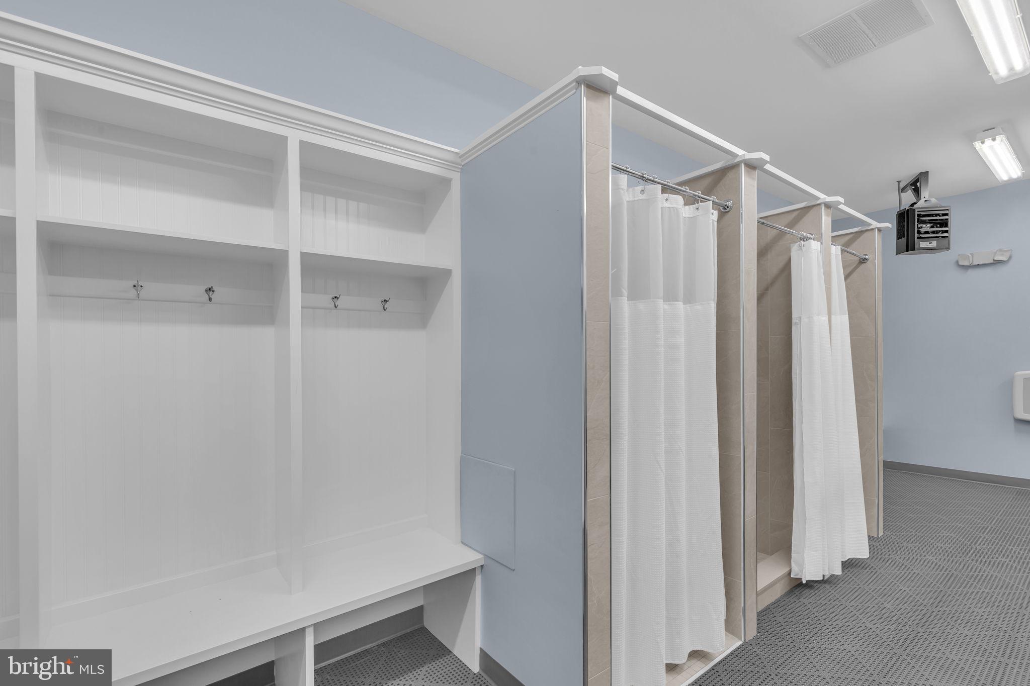 THE LANDINGS AT RIVER OAKS - Residential