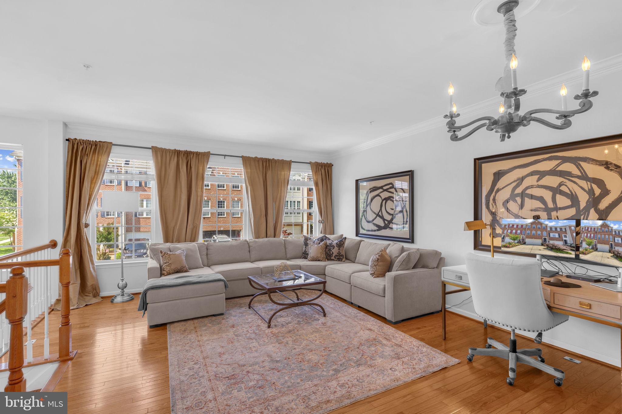 THE LANDINGS AT RIVER OAKS - Residential