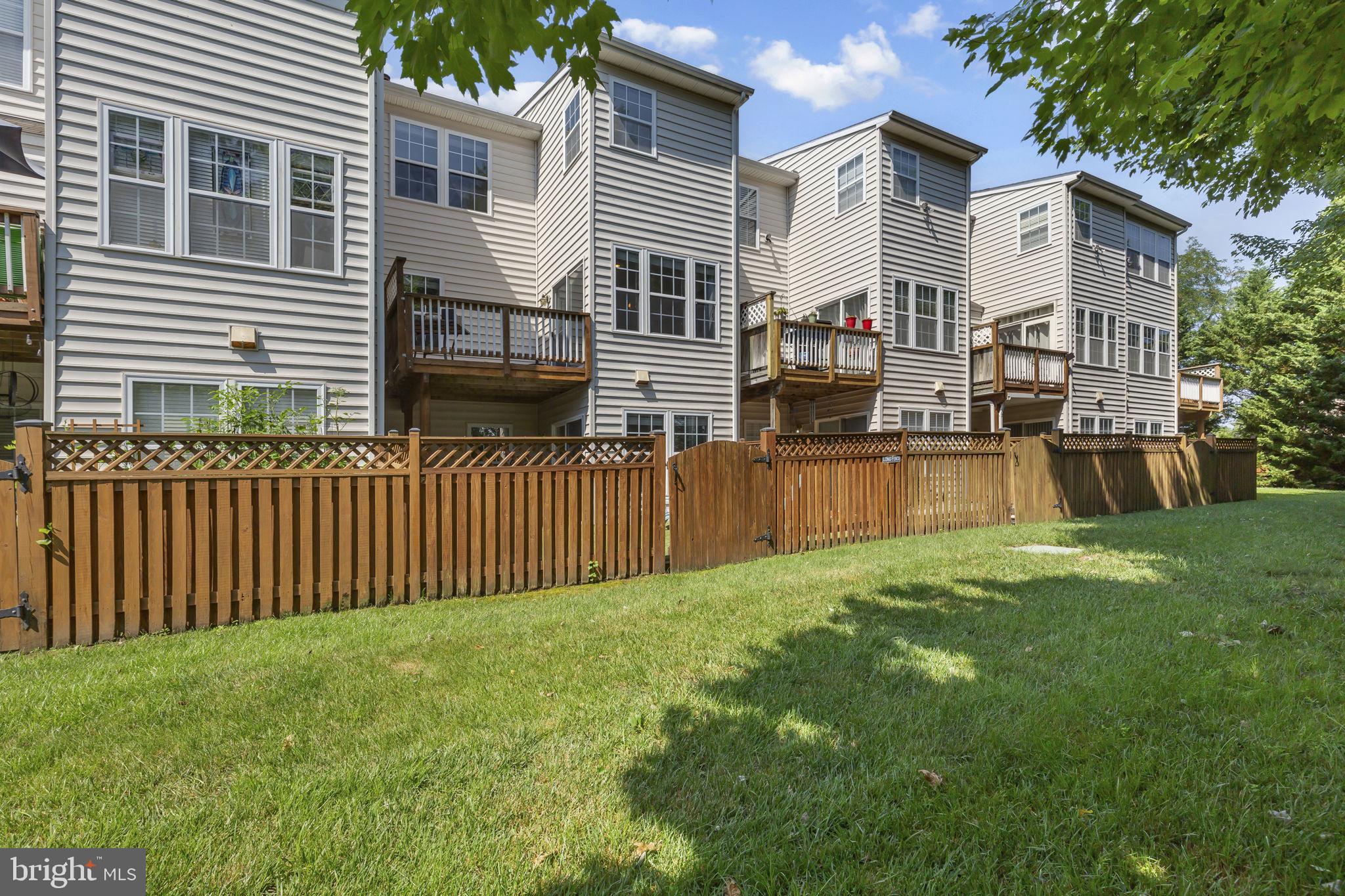 THE LANDINGS AT RIVER OAKS - Residential