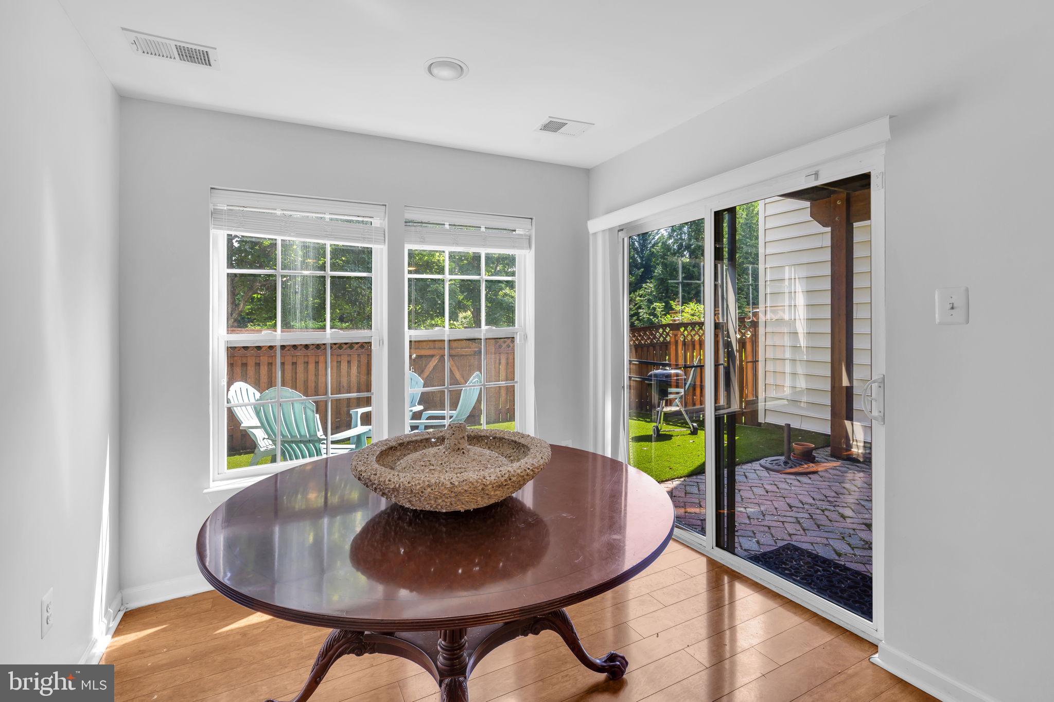 THE LANDINGS AT RIVER OAKS - Residential