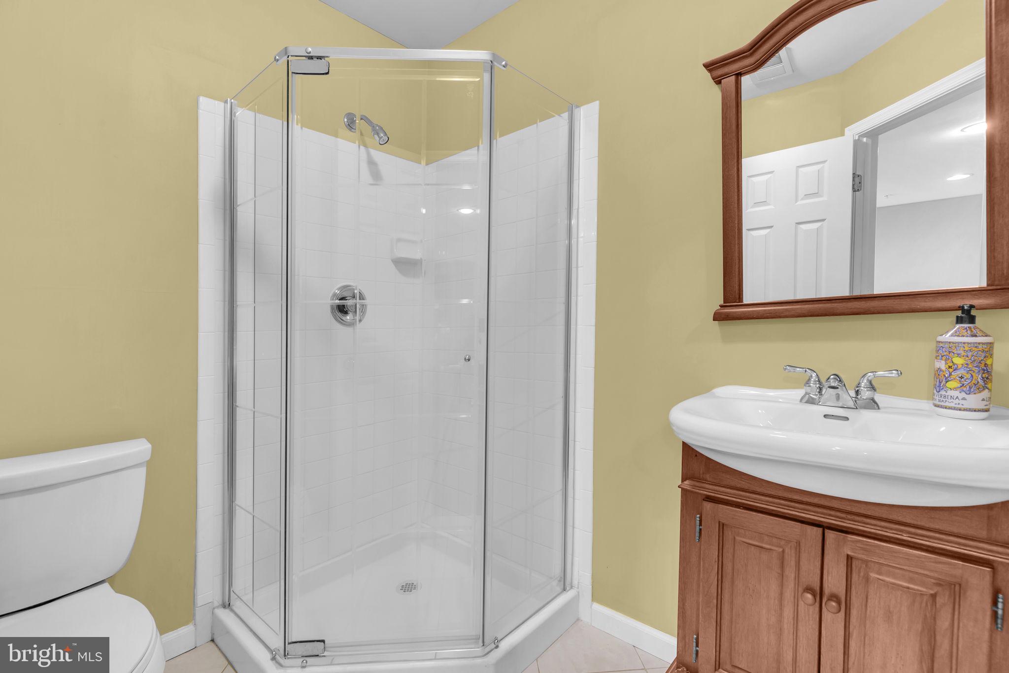 THE LANDINGS AT RIVER OAKS - Residential