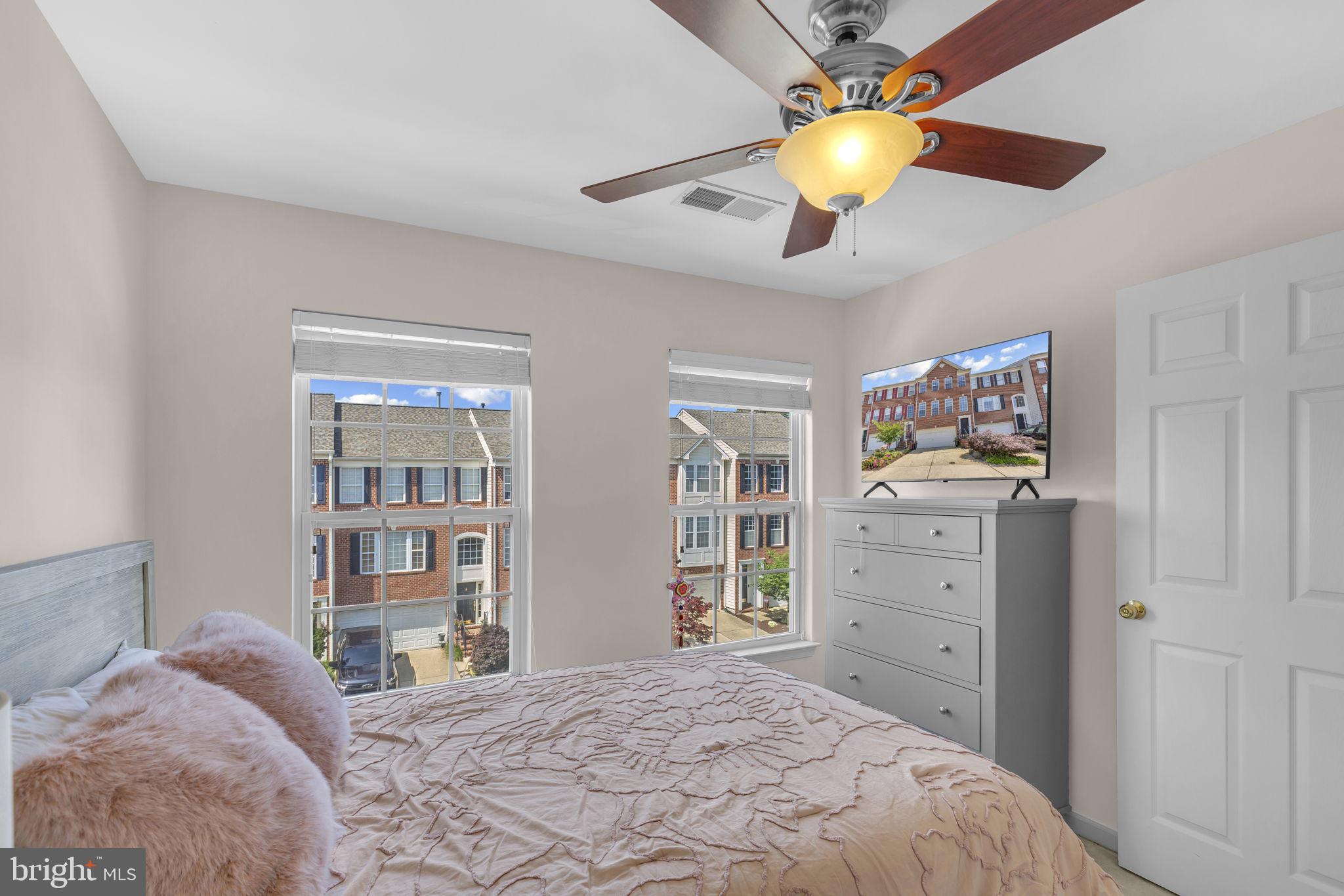 THE LANDINGS AT RIVER OAKS - Residential