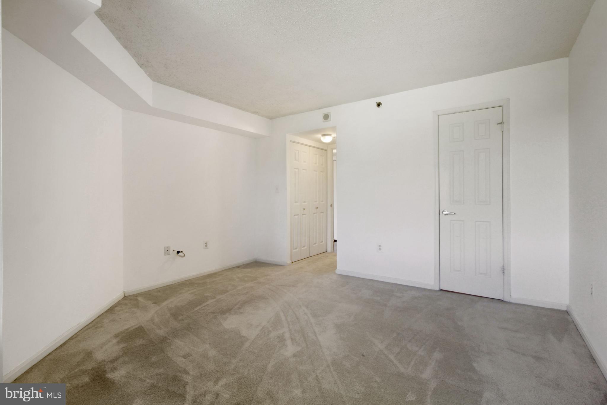 GROSVENOR PARK - Residential Lease