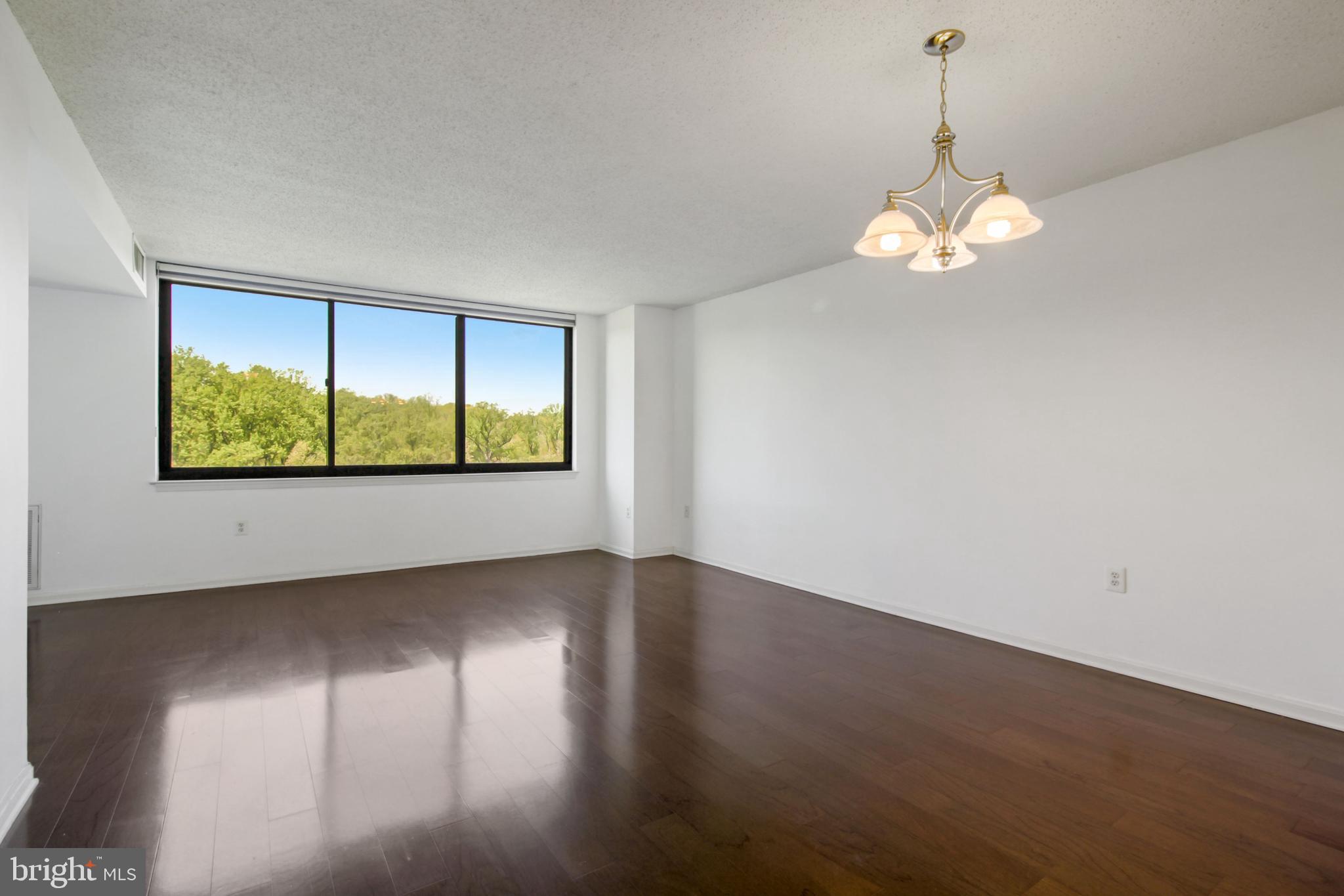 GROSVENOR PARK - Residential Lease