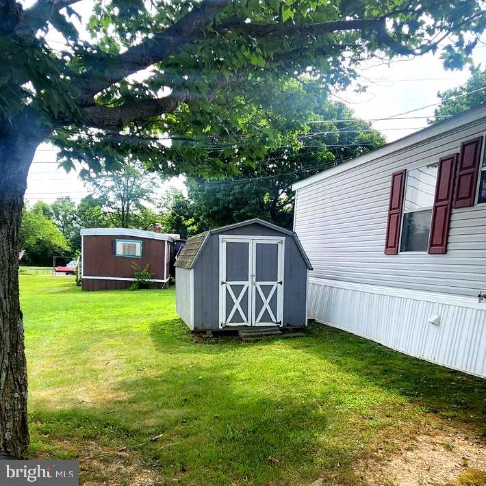 FRIEDEN MANOR - Residential