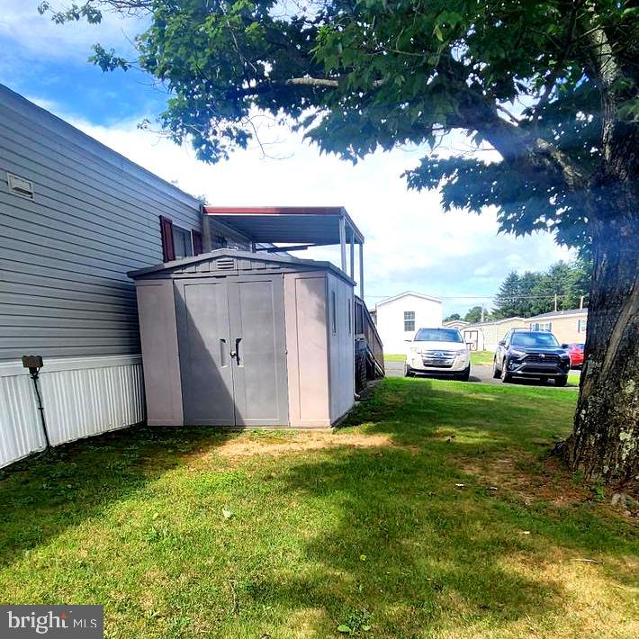 FRIEDEN MANOR - Residential