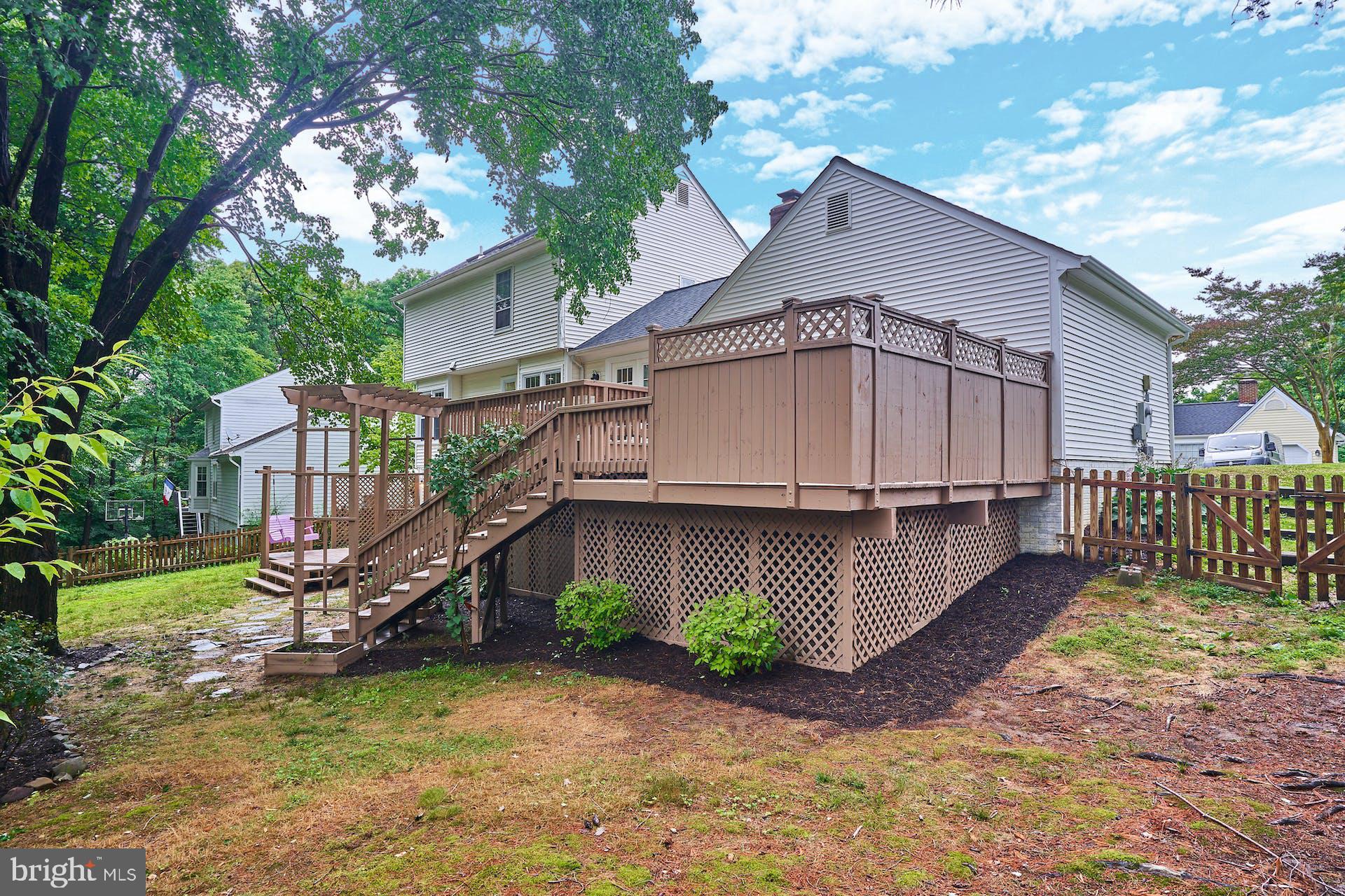 RIDGE ROAD ESTS - Residential