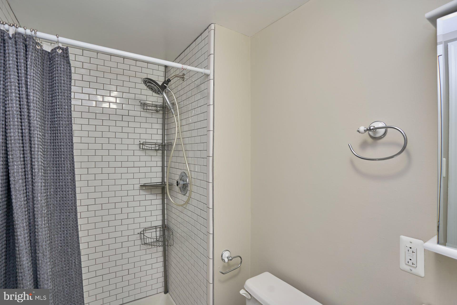 RIDGE ROAD ESTS - Residential