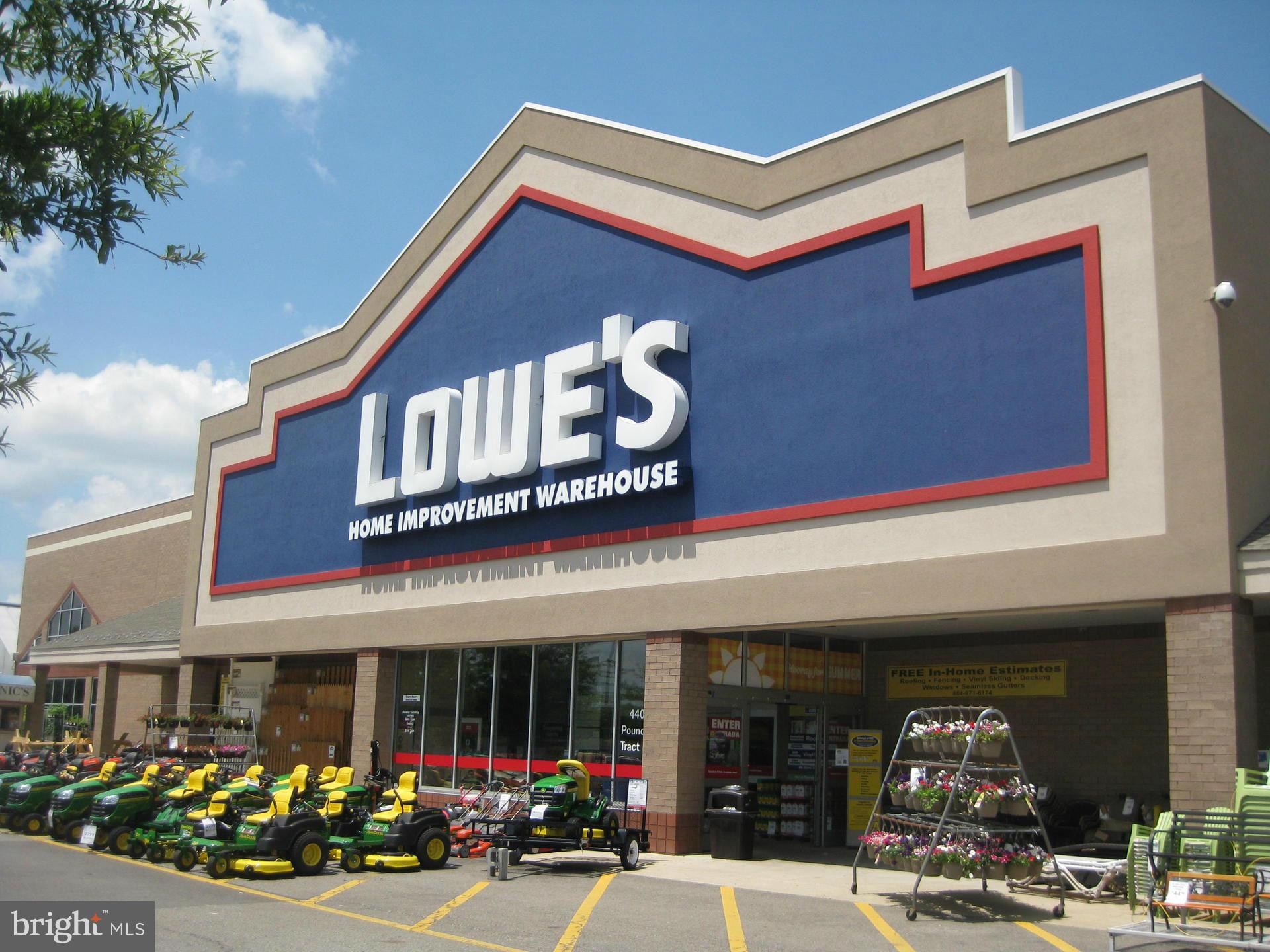 GROVETON WOODS - Residential