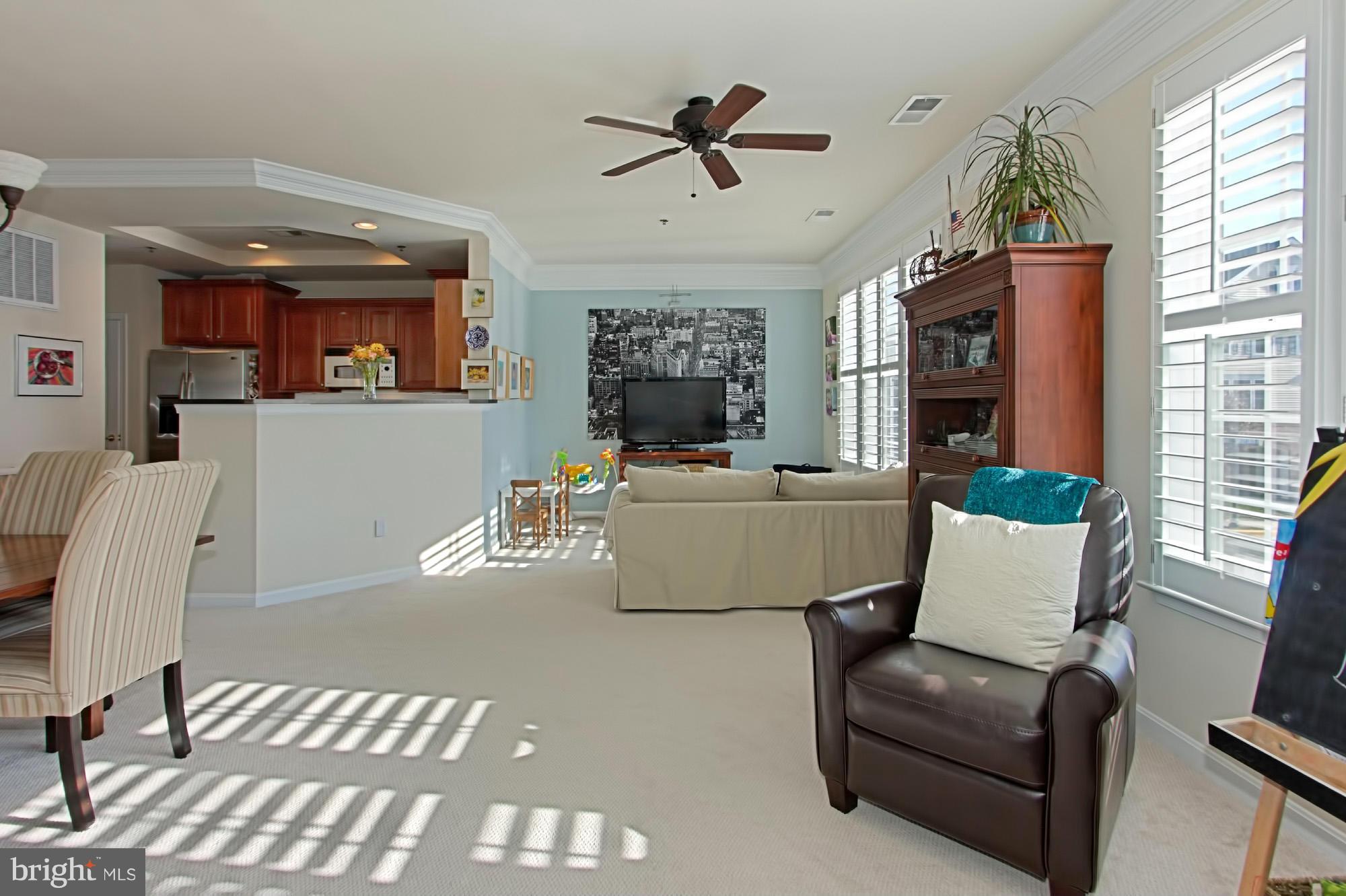 GROVETON WOODS - Residential