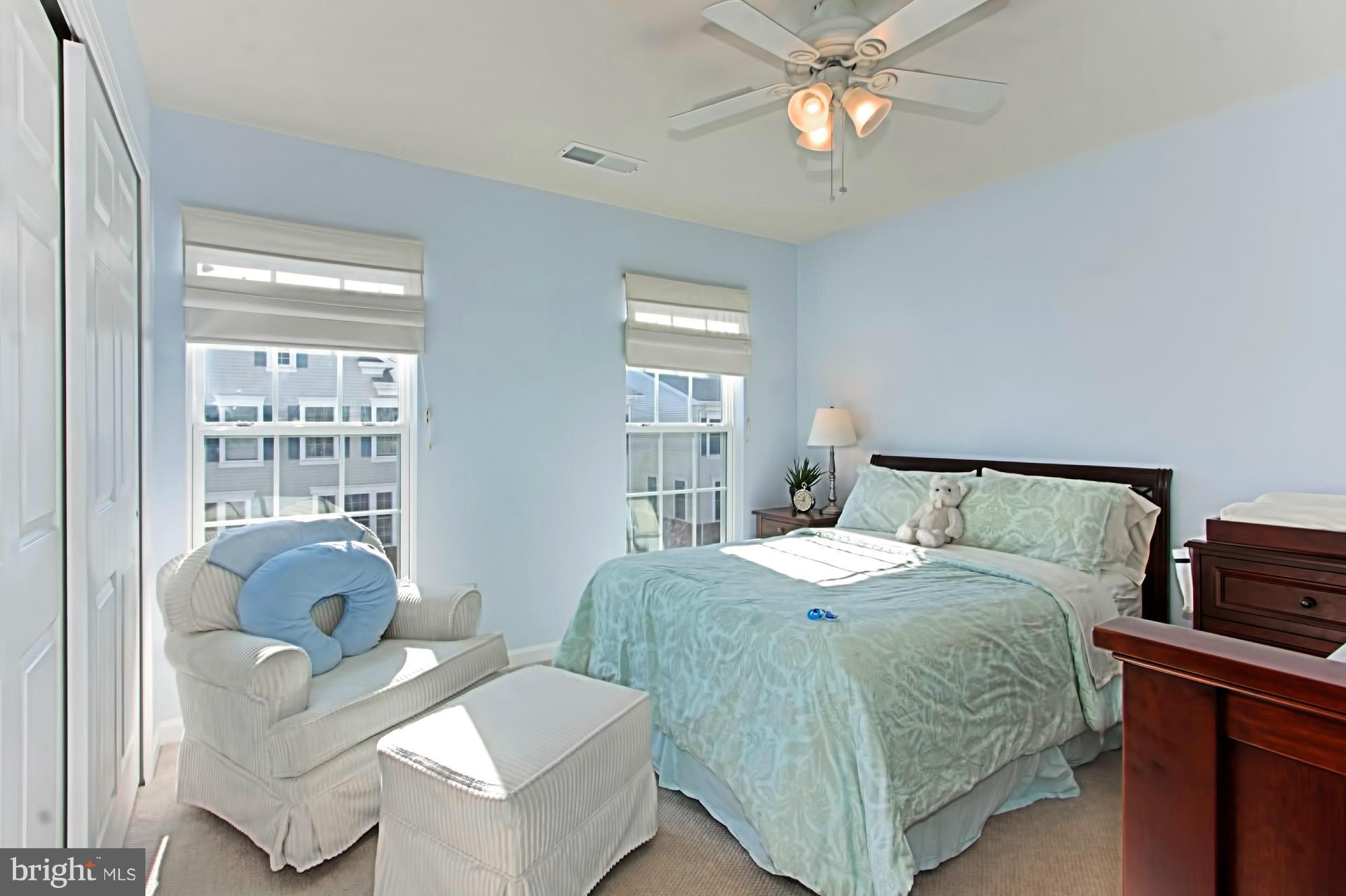 GROVETON WOODS - Residential