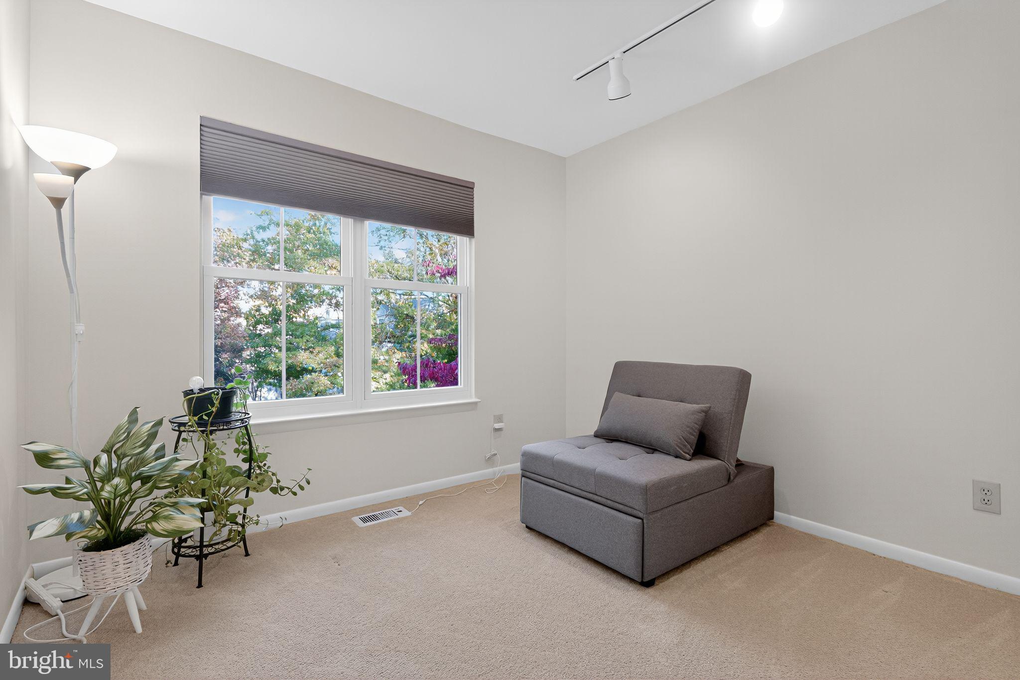 CHURCHILL TOWN SECTOR - Residential