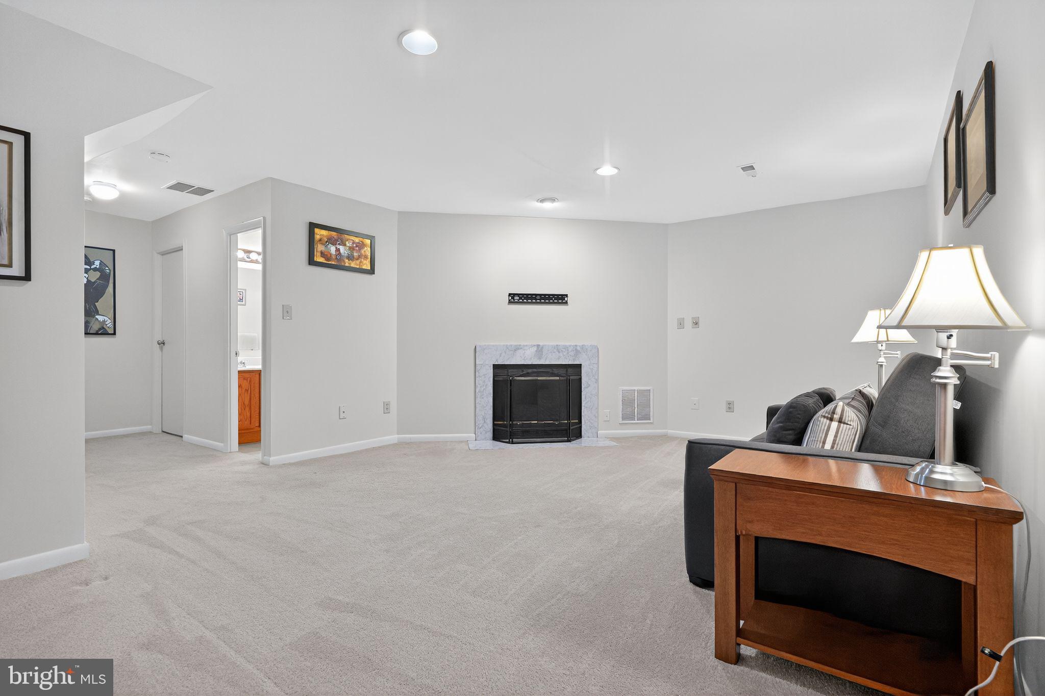 CHURCHILL TOWN SECTOR - Residential