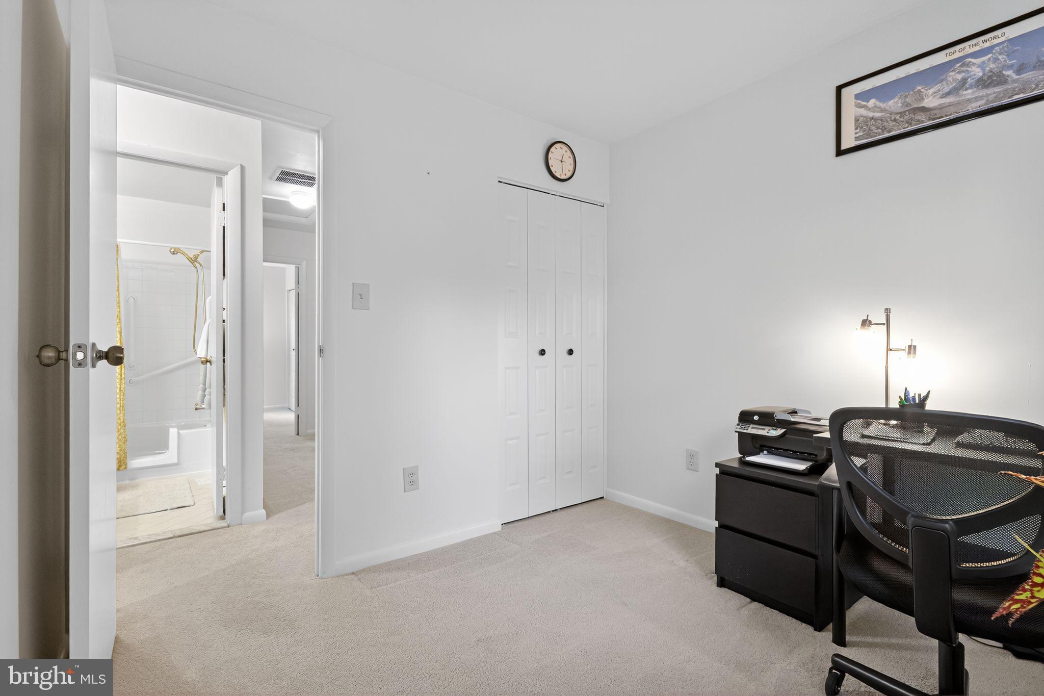 CHURCHILL TOWN SECTOR - Residential