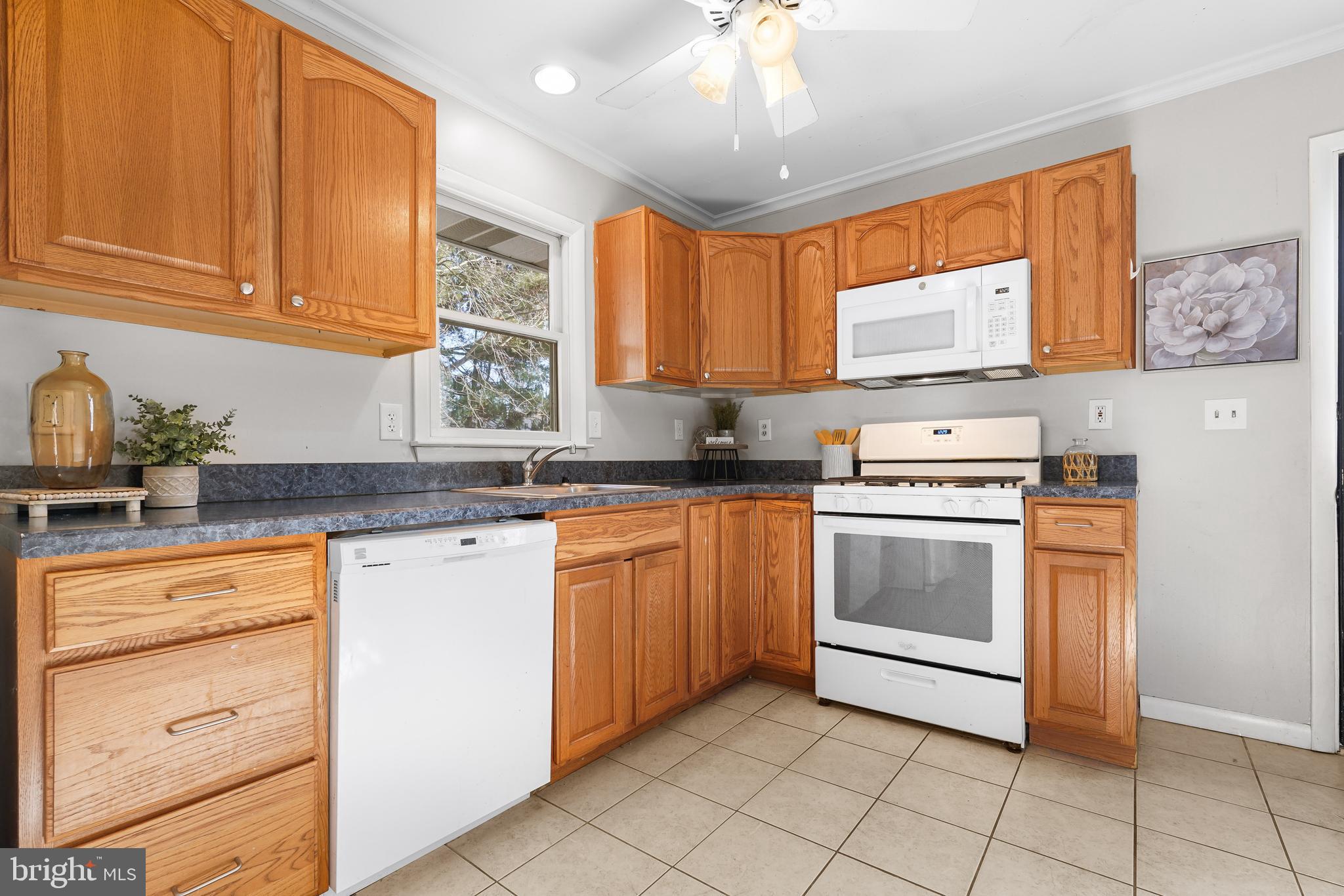 CHESTER HARBOR - Residential