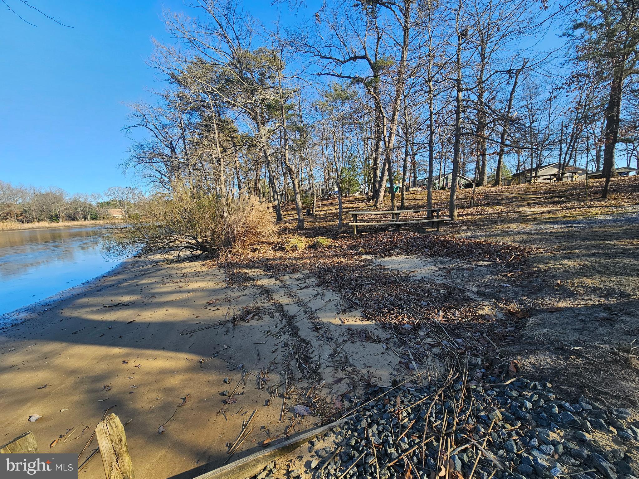 CHESTER HARBOR - Residential