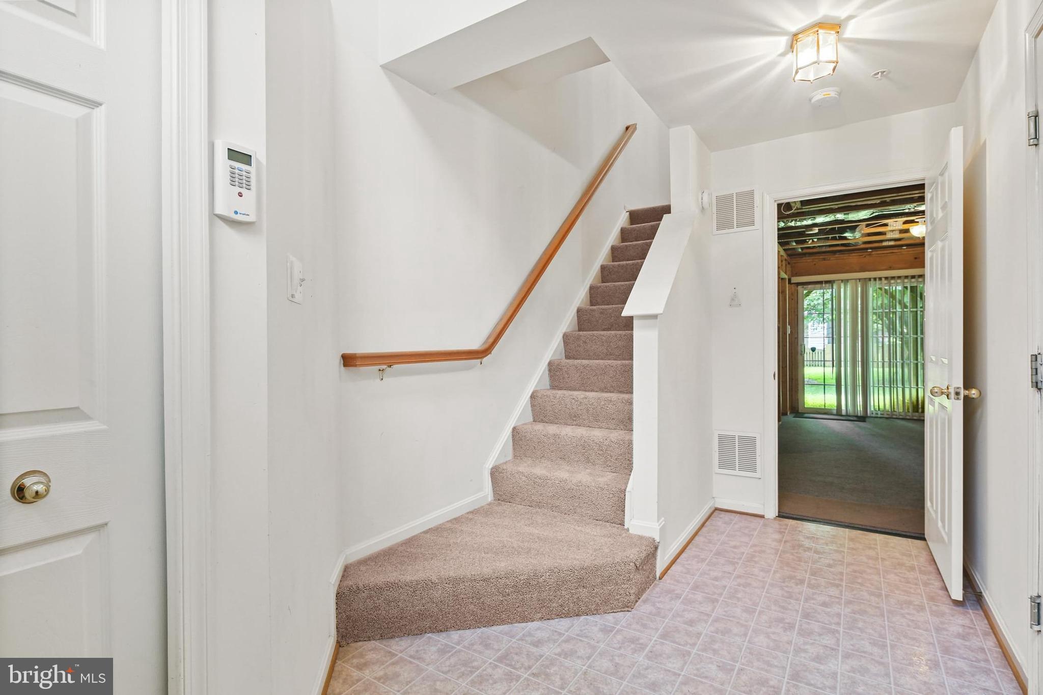 1305 CABELLO COURT