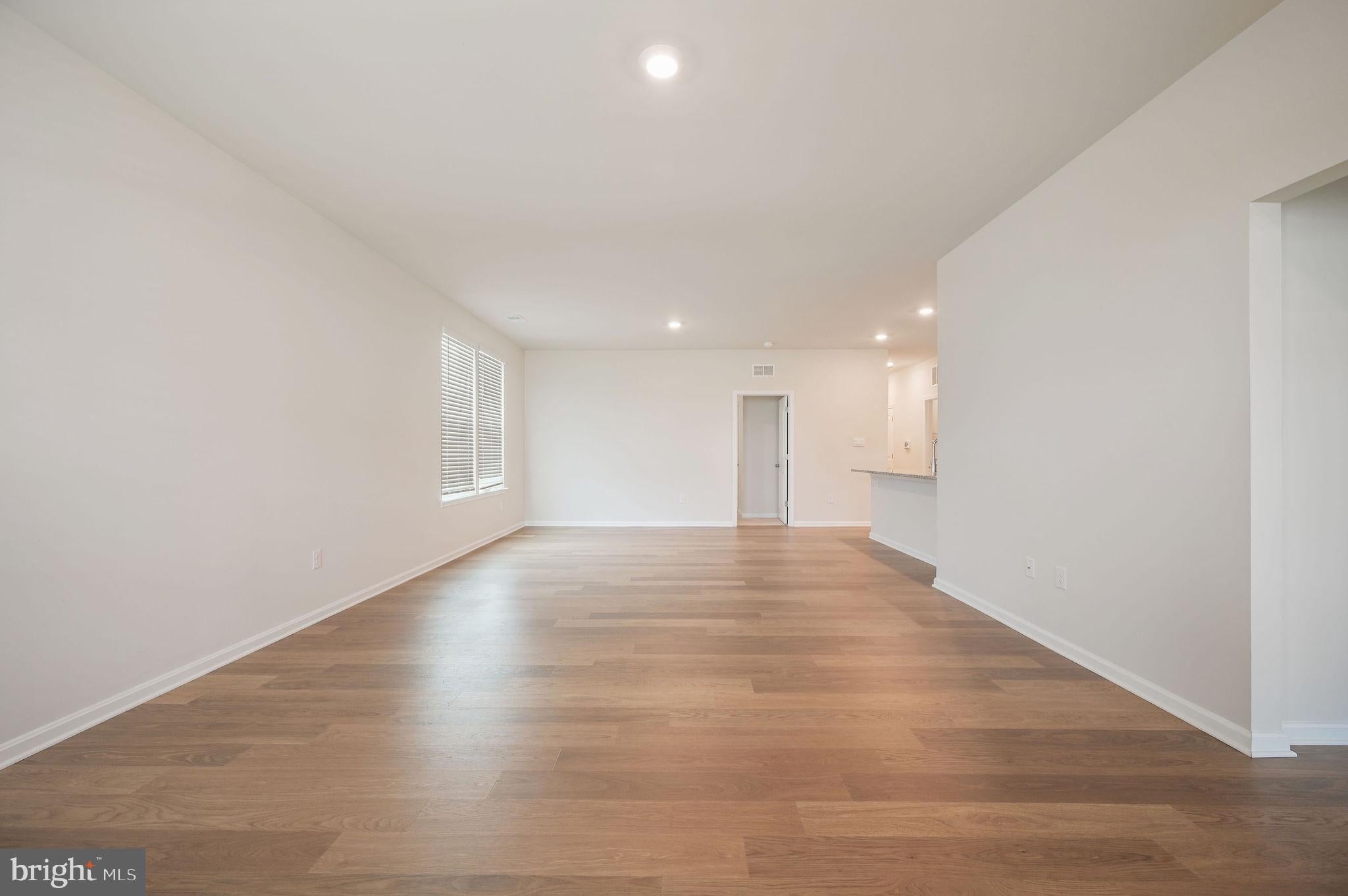 100 RIDGLEY BOULEVARD