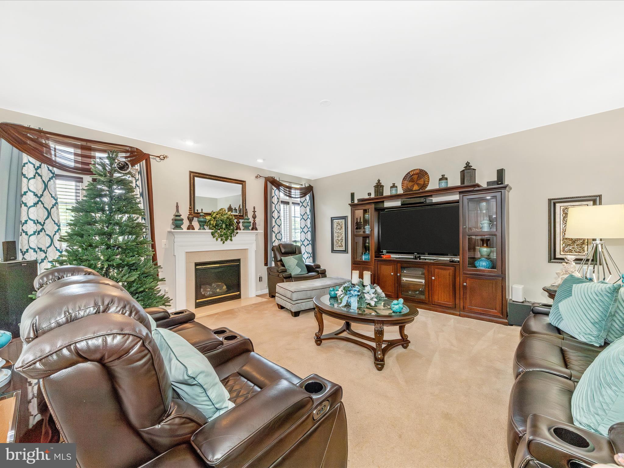 ARCHERS ROCK - Residential