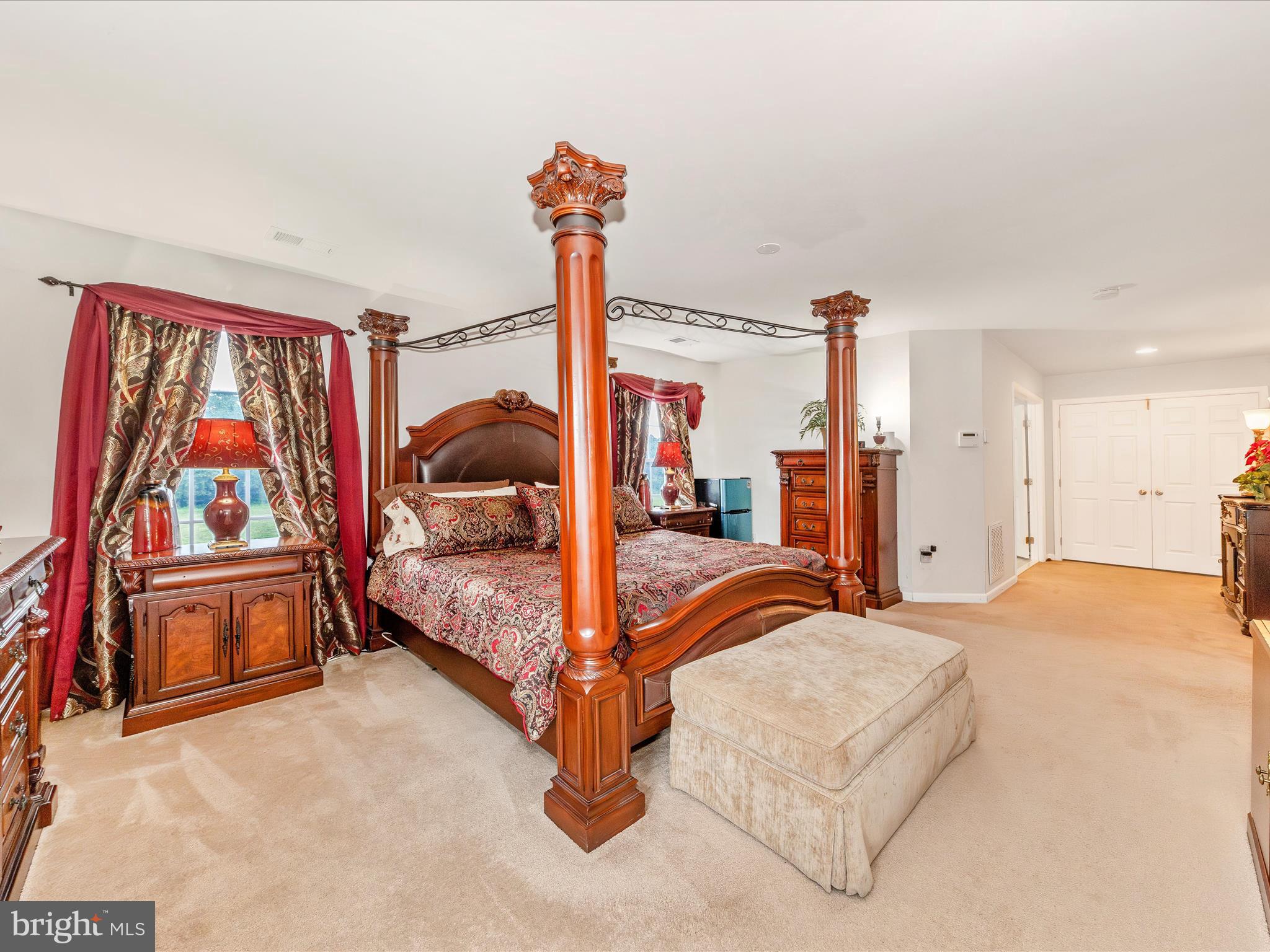 ARCHERS ROCK - Residential