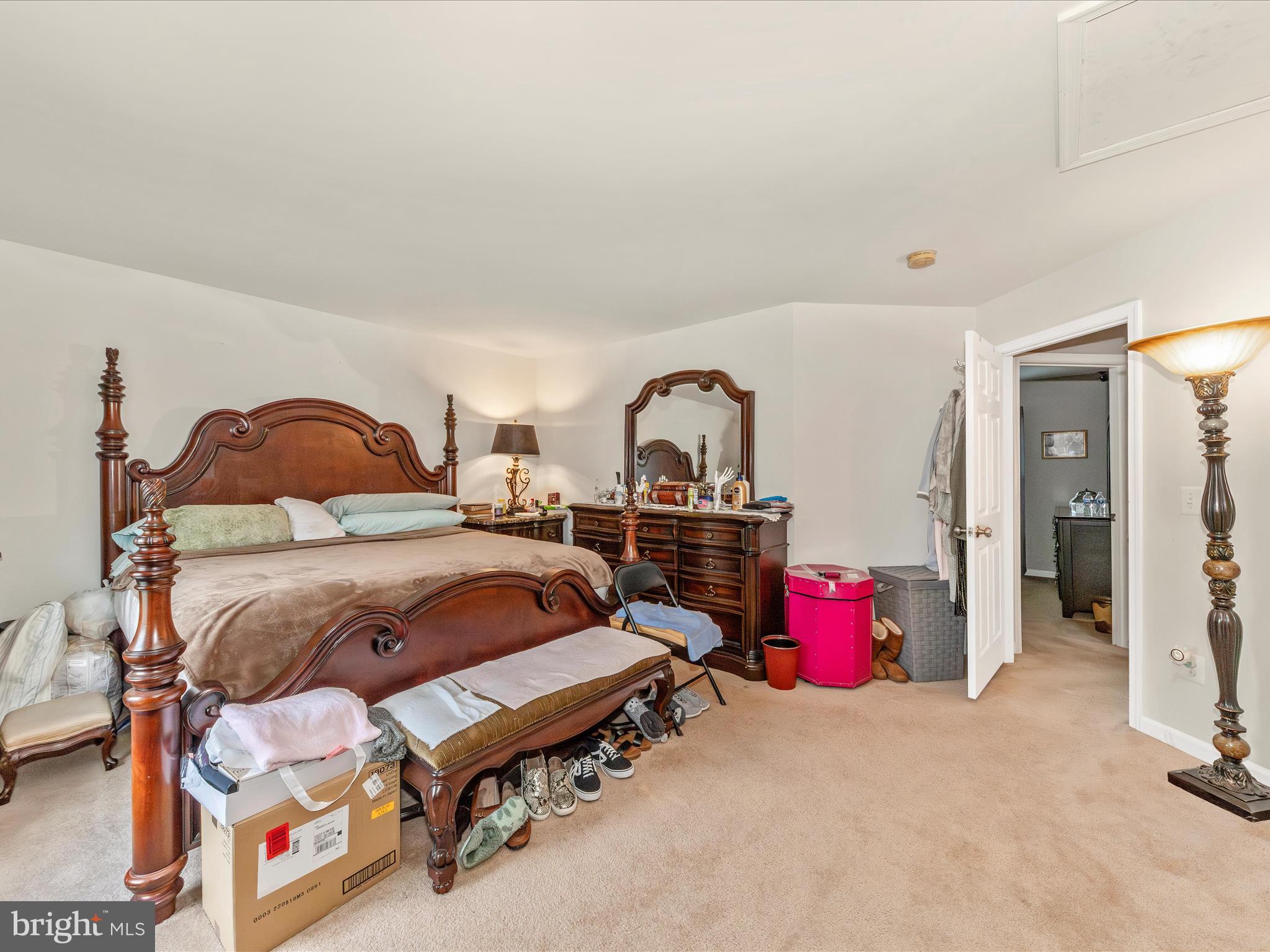 ARCHERS ROCK - Residential