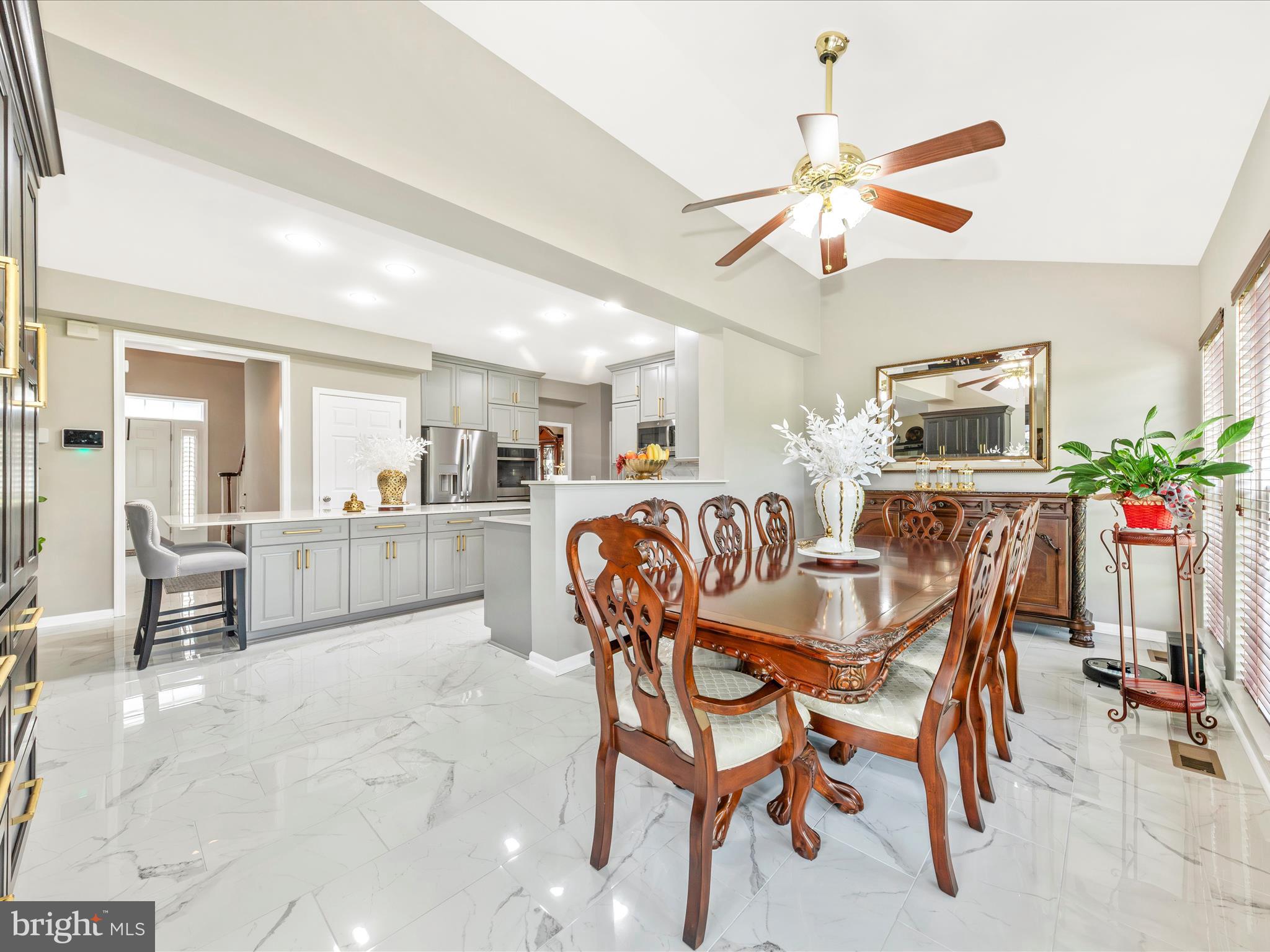 ARCHERS ROCK - Residential