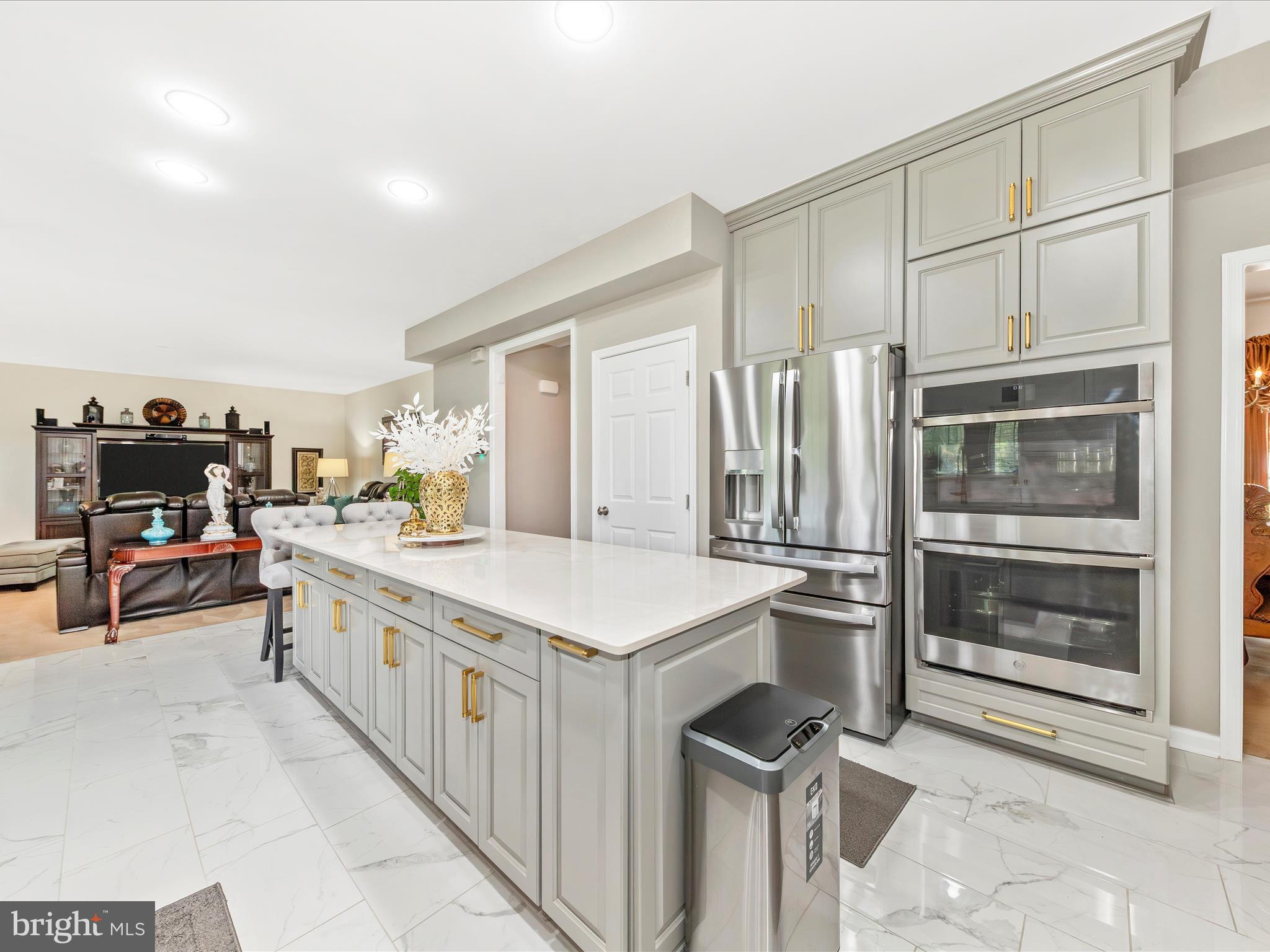 ARCHERS ROCK - Residential