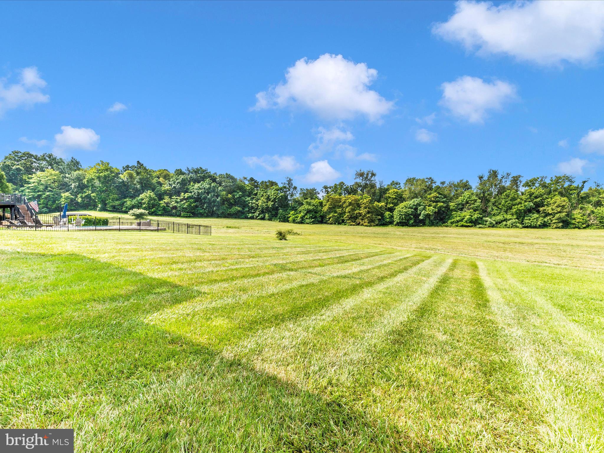 ARCHERS ROCK - Residential