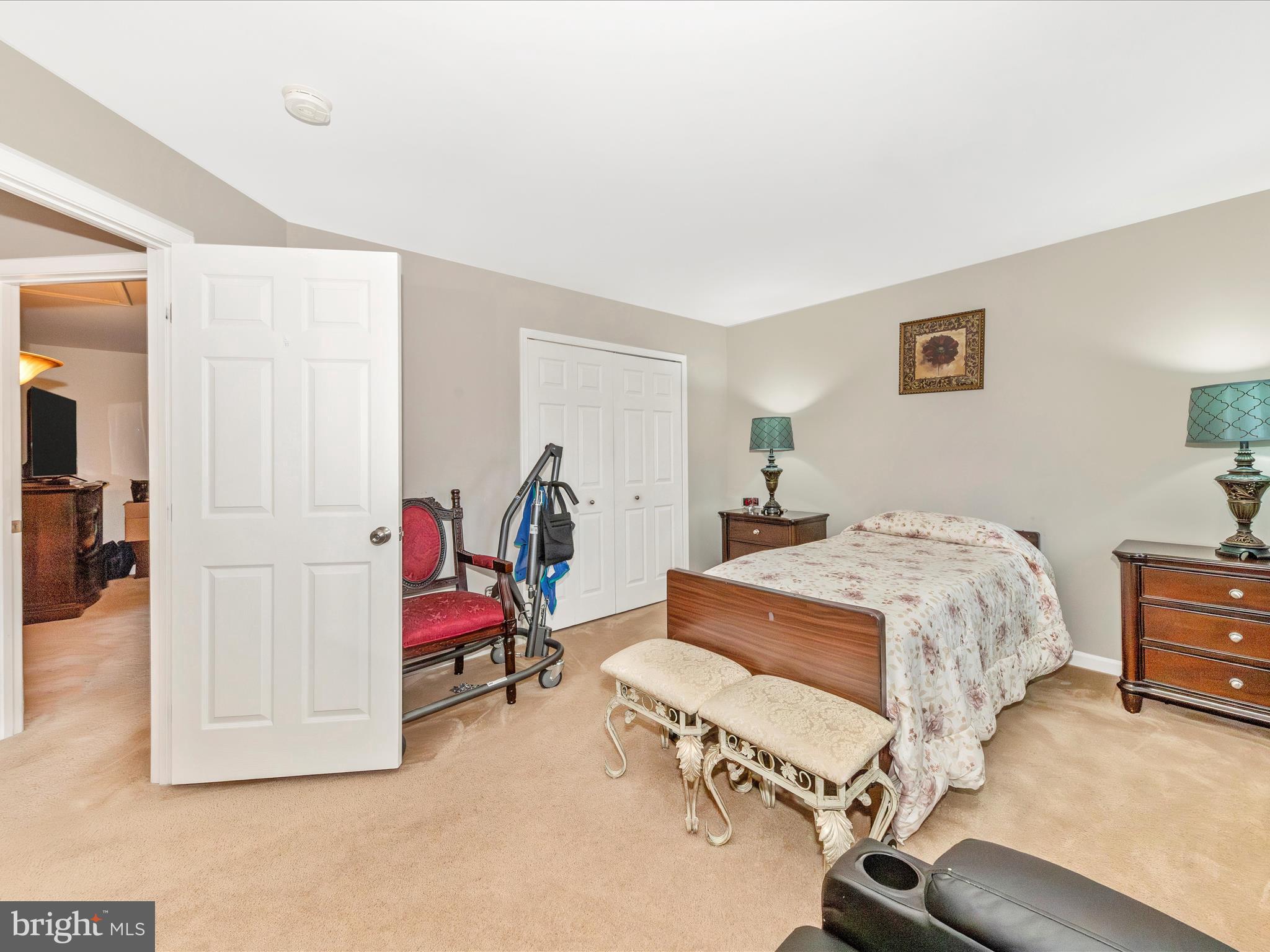 ARCHERS ROCK - Residential