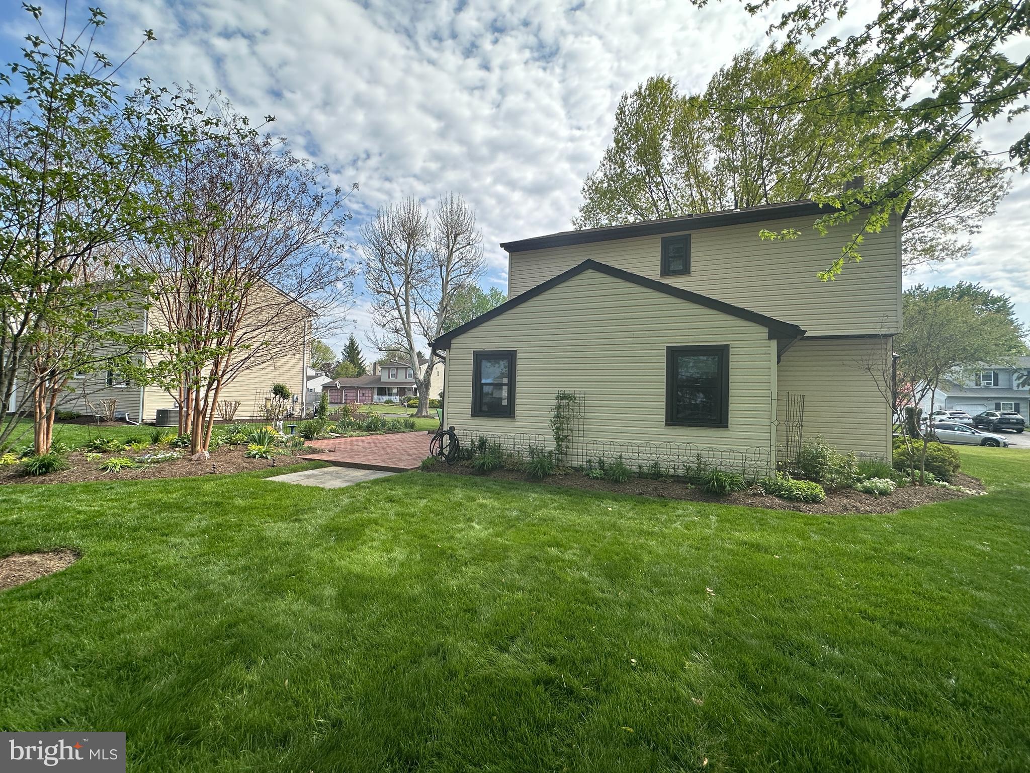 SILVER LAKE AT NEW - Residential