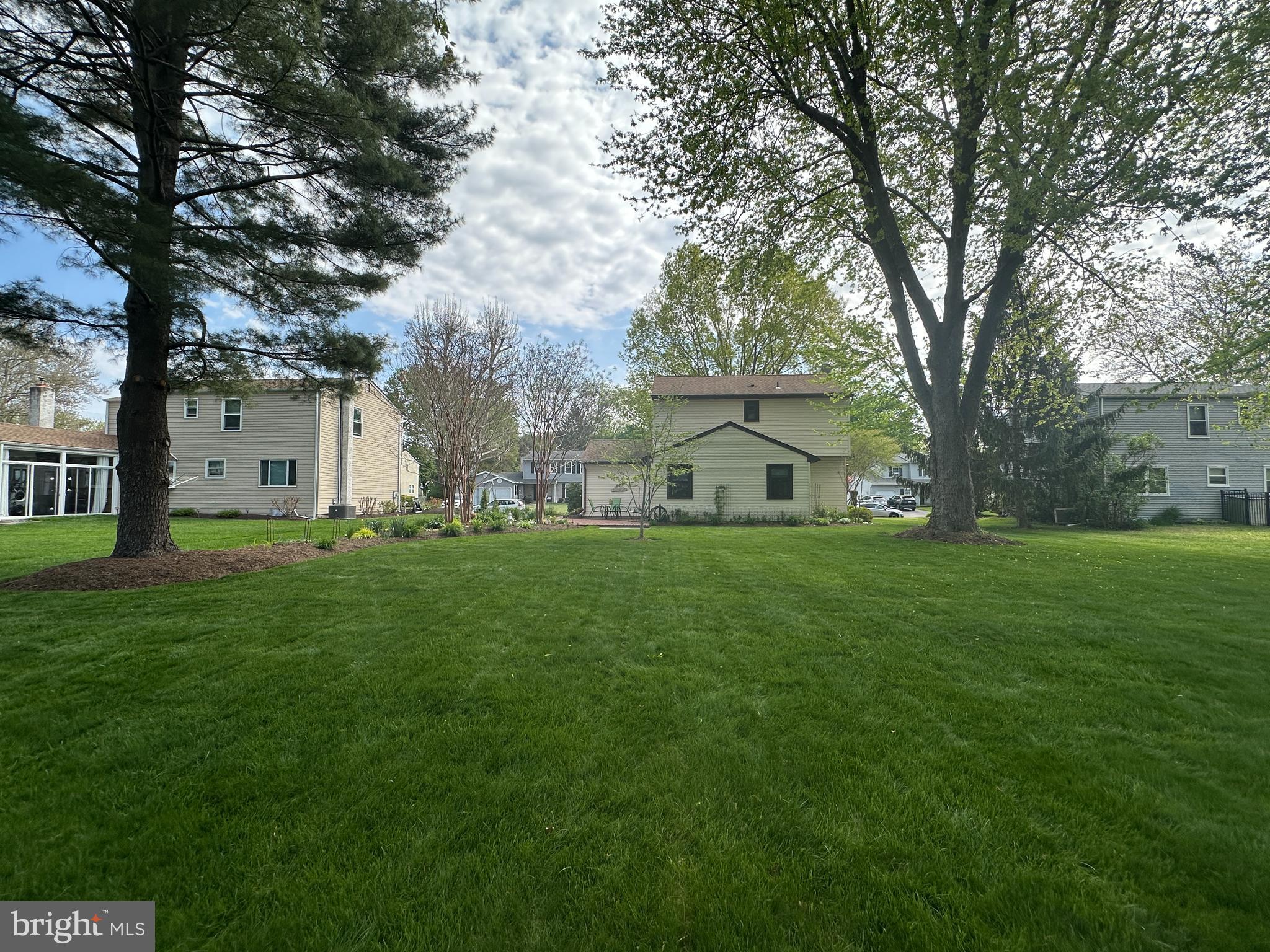 SILVER LAKE AT NEW - Residential