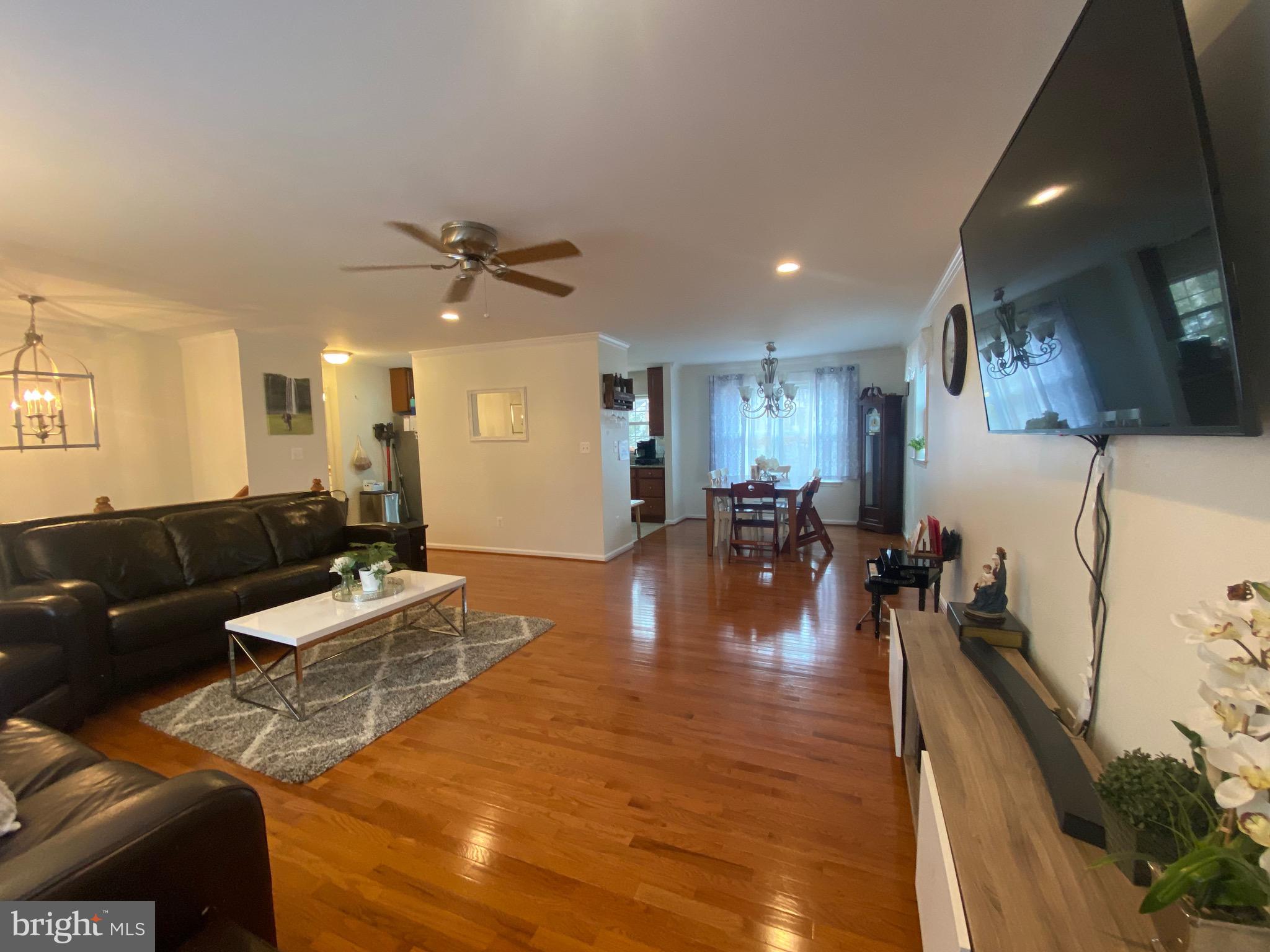 MOUNT VERNON HILLS - Residential Lease