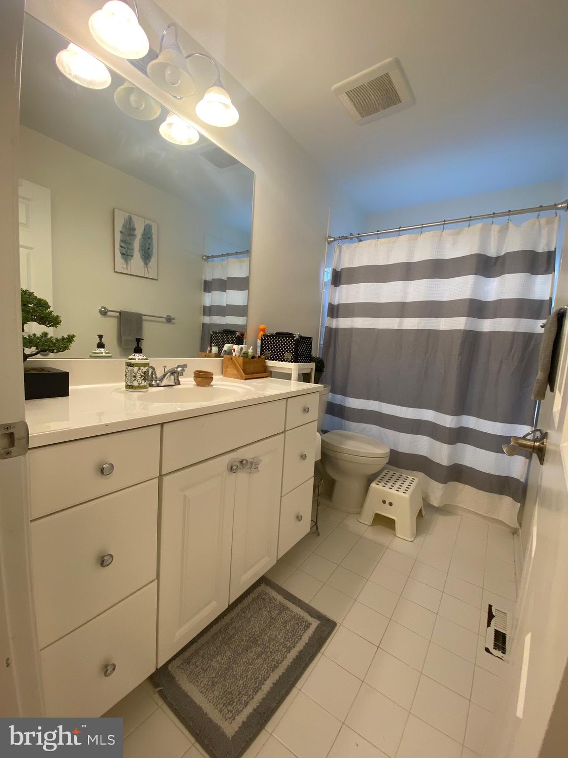 MOUNT VERNON HILLS - Residential Lease