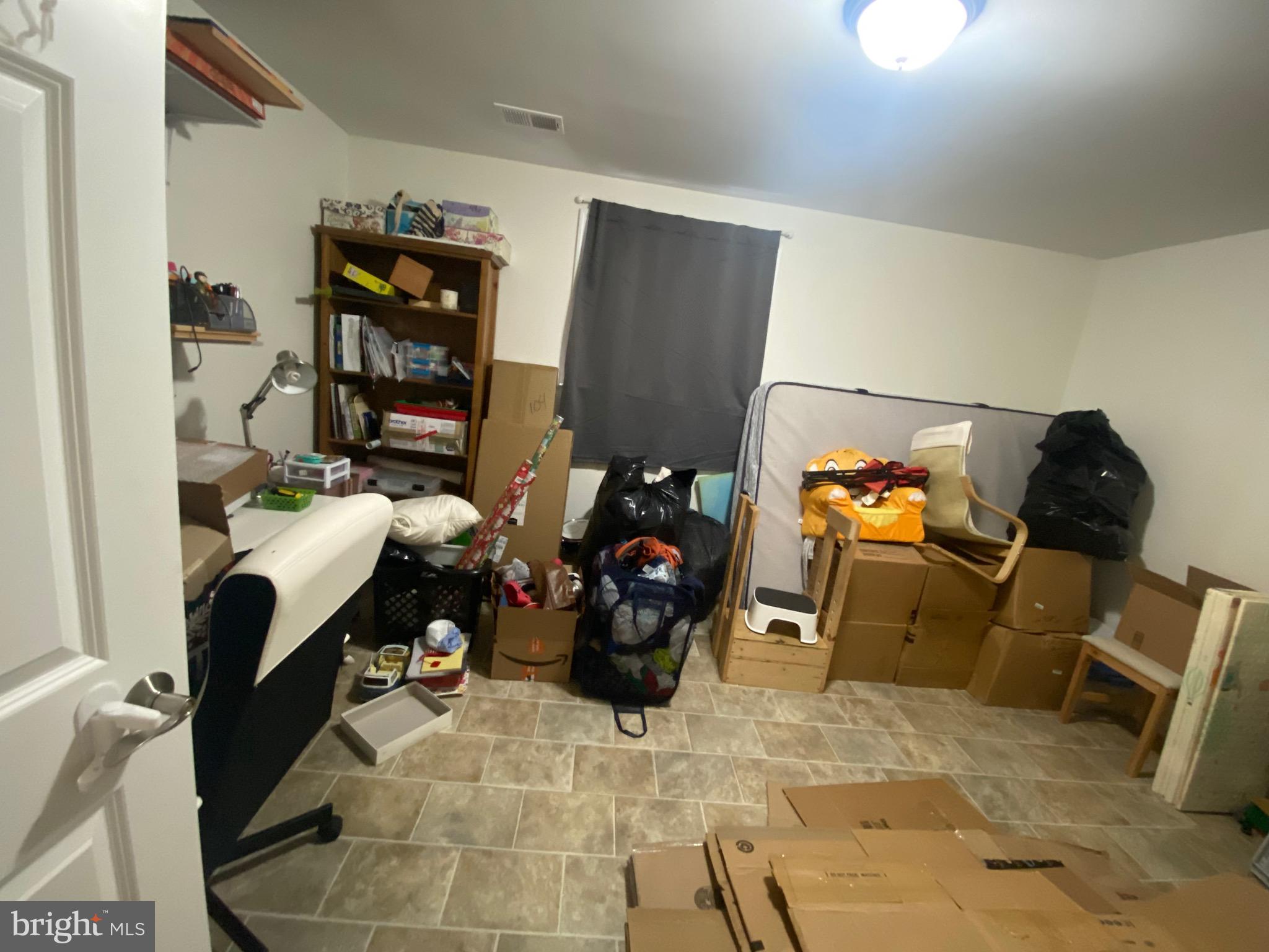 MOUNT VERNON HILLS - Residential Lease