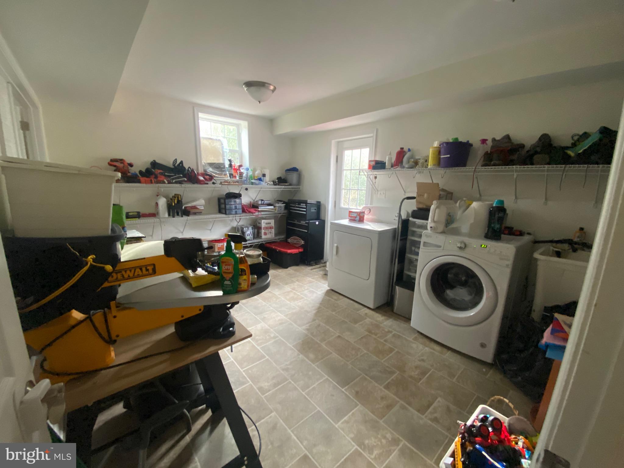 MOUNT VERNON HILLS - Residential Lease