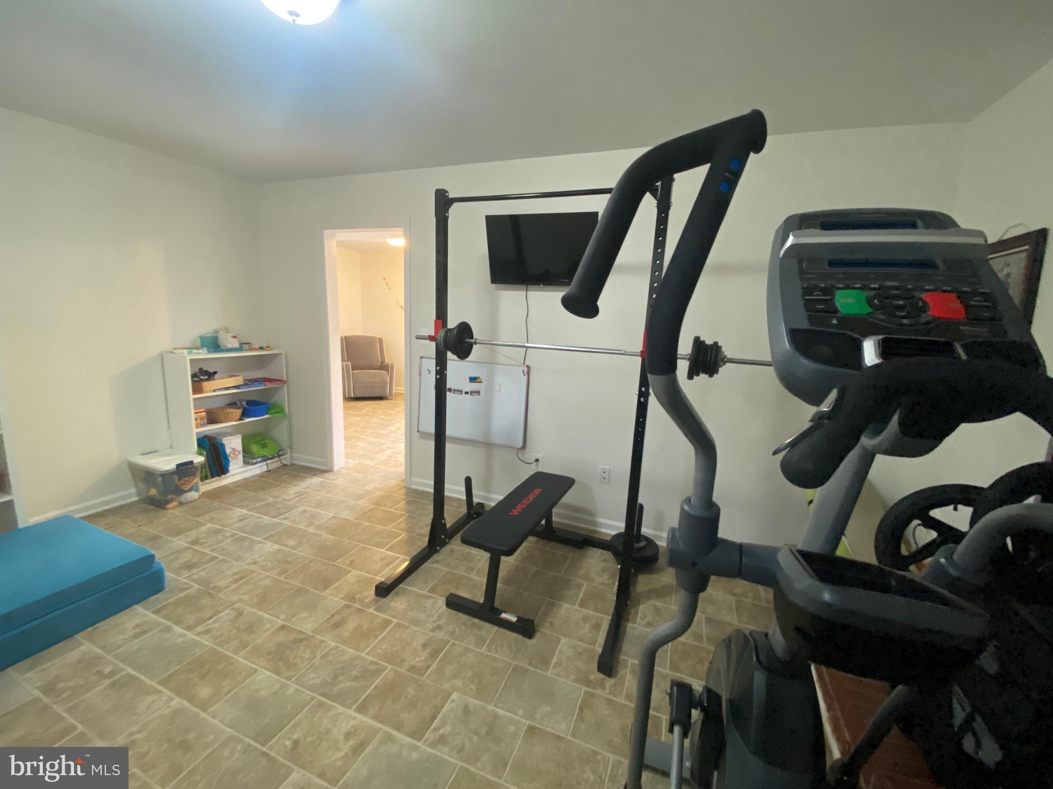 MOUNT VERNON HILLS - Residential Lease