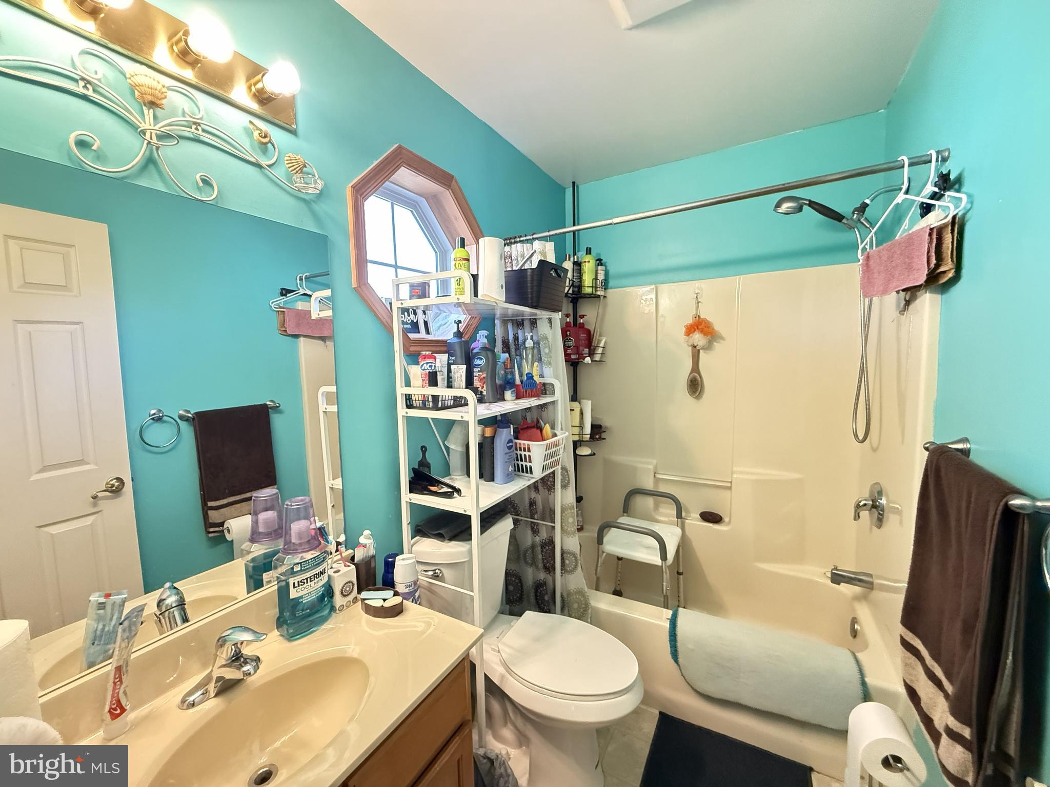 MOUNT POCAHONTAS - Residential