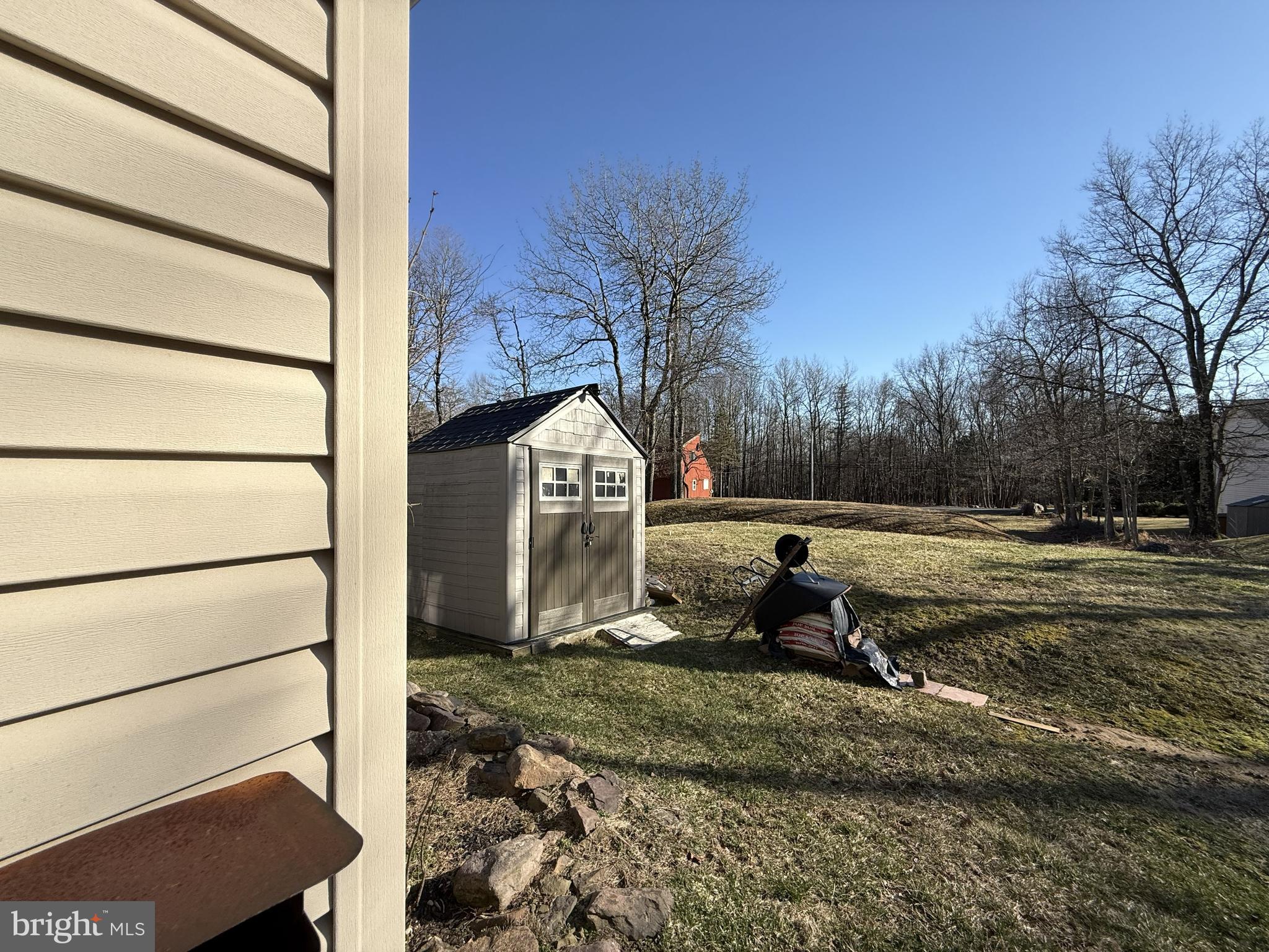 MOUNT POCAHONTAS - Residential