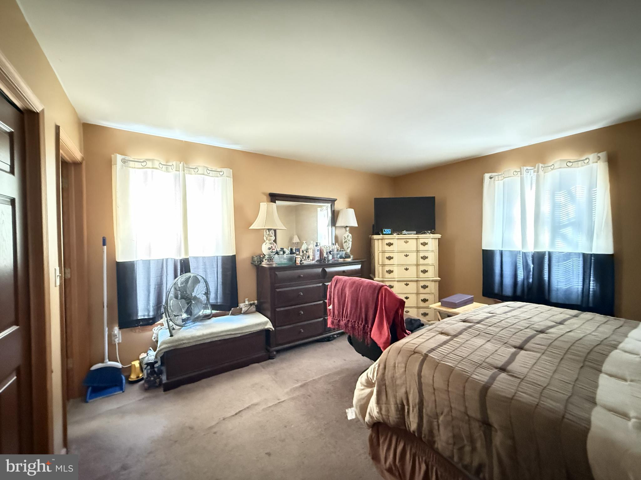 MOUNT POCAHONTAS - Residential