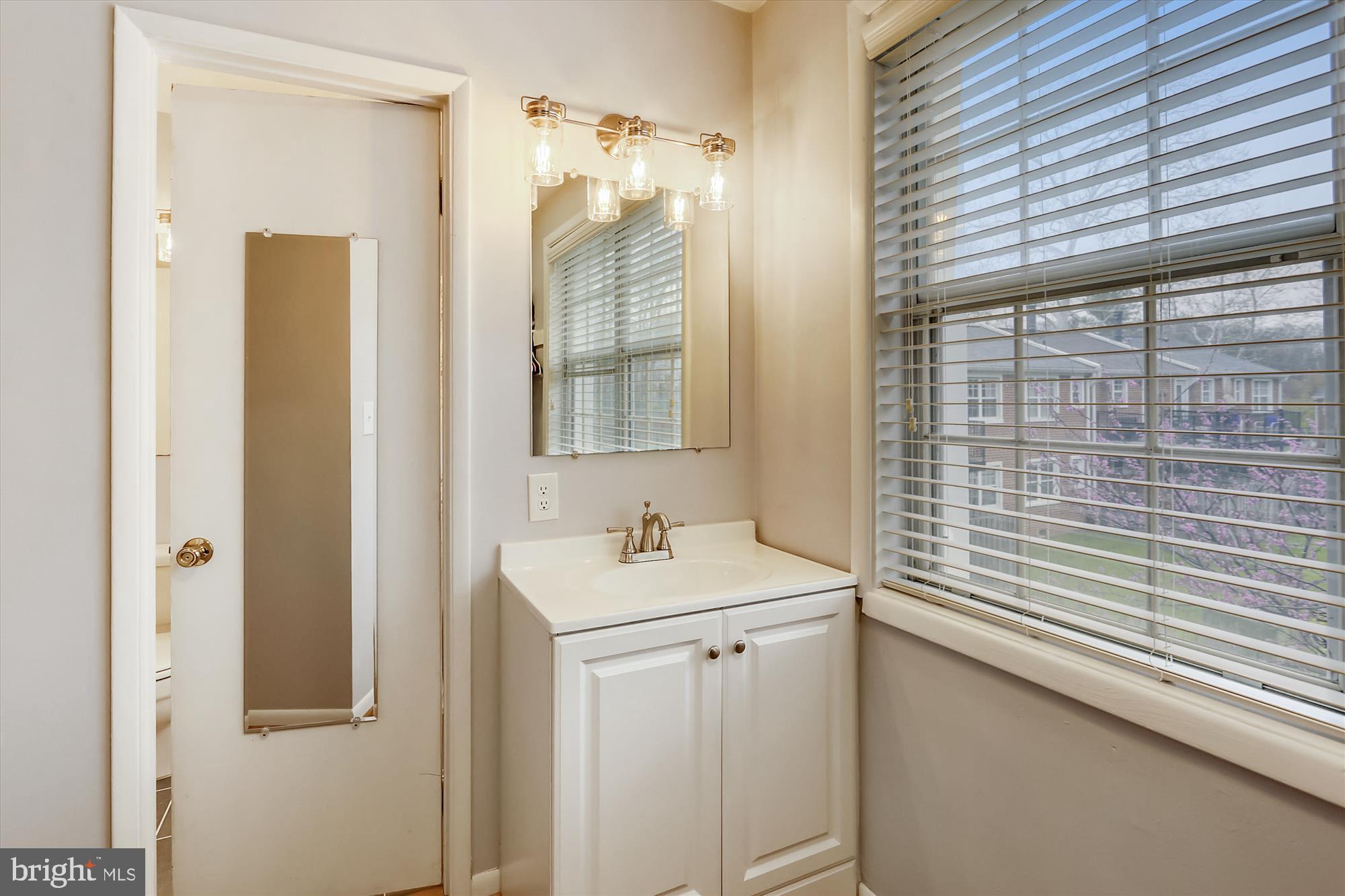 THE ARLINGTON - Residential