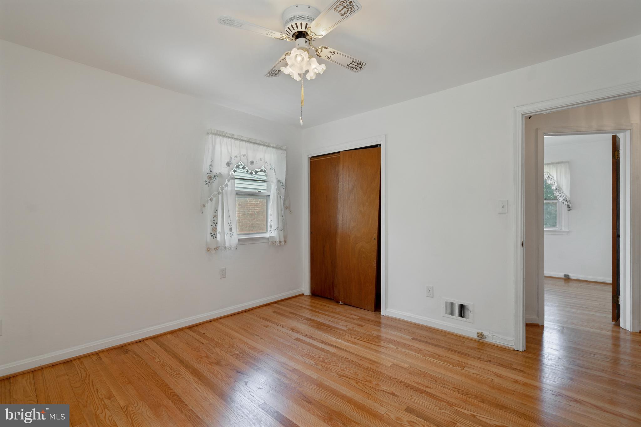 TEMPLETON MANOR - Residential