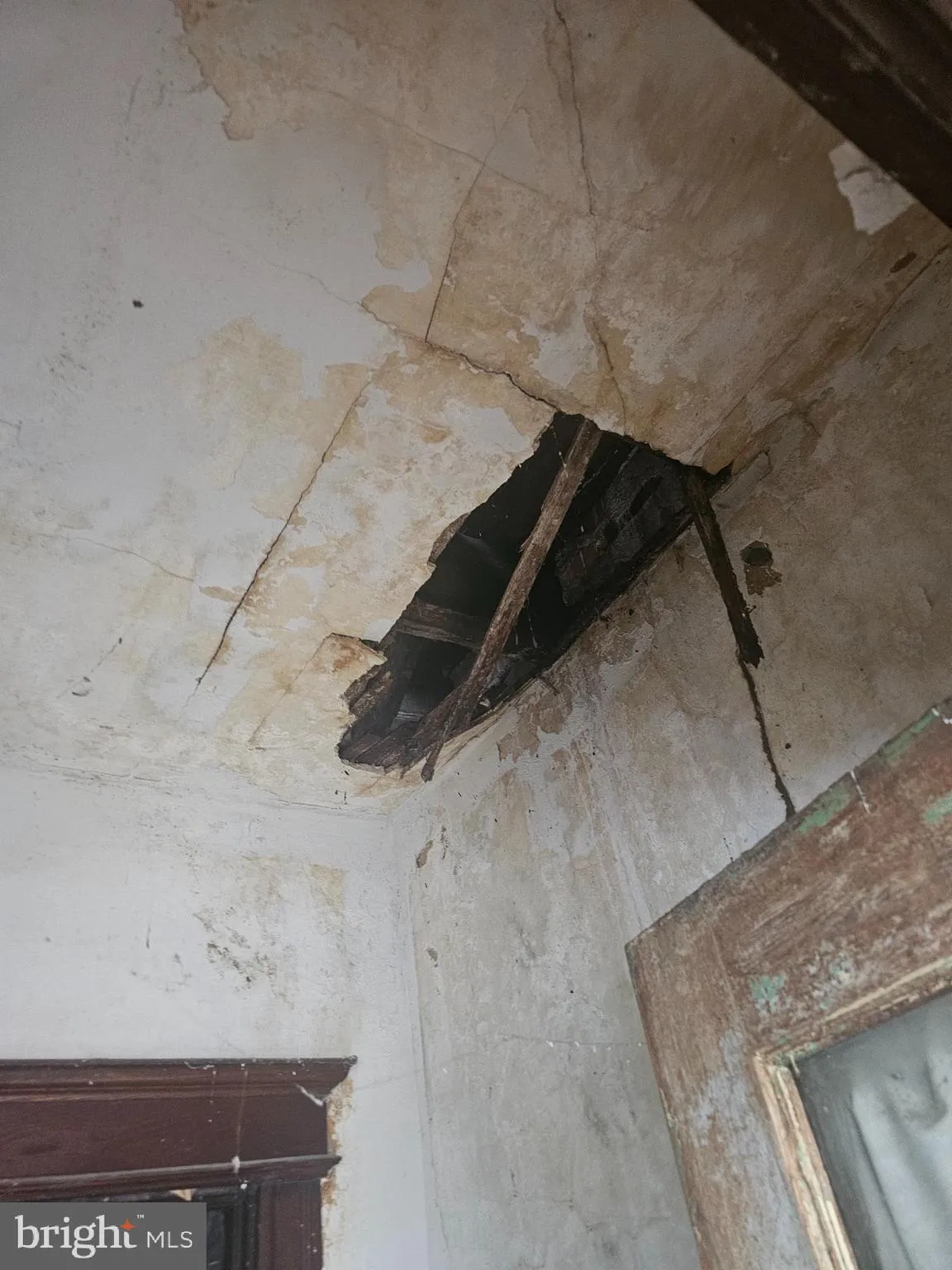 Philadelphia, Pennsylvania 19132, United States, 5 Bedrooms Bedrooms, ,2 BathroomsBathrooms,Residential,Active,241442