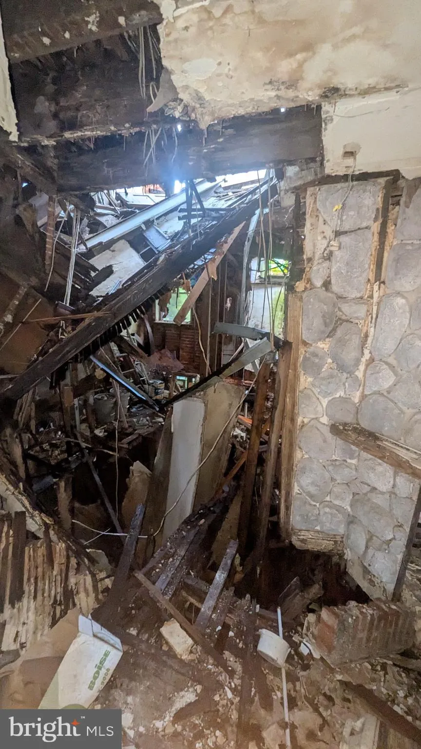 Philadelphia, Pennsylvania 19132, United States, 5 Bedrooms Bedrooms, ,2 BathroomsBathrooms,Residential,Active,241442