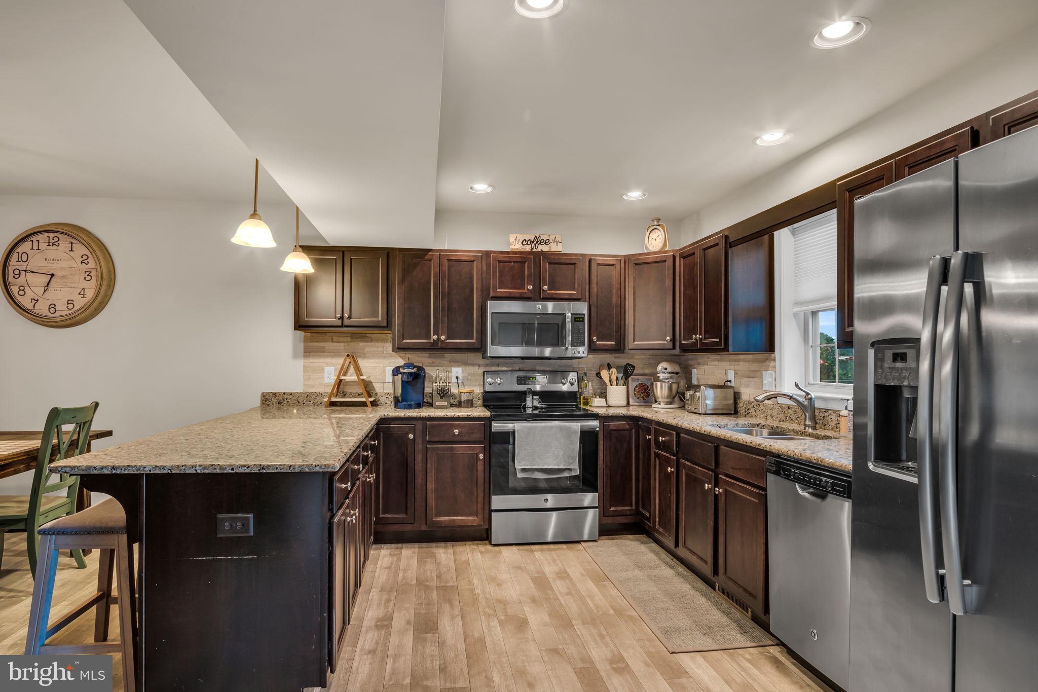 MELBOURNE PLACE - Residential