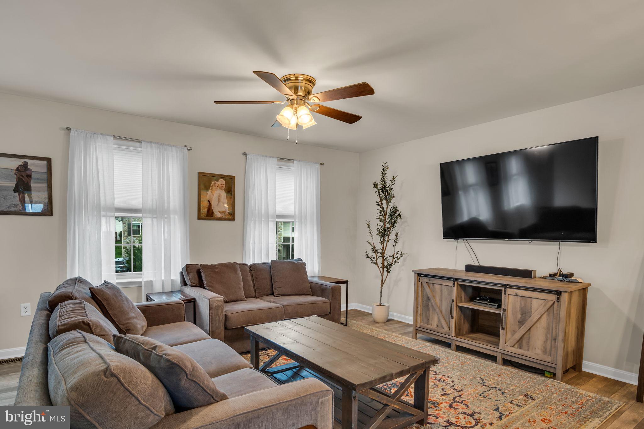 MELBOURNE PLACE - Residential