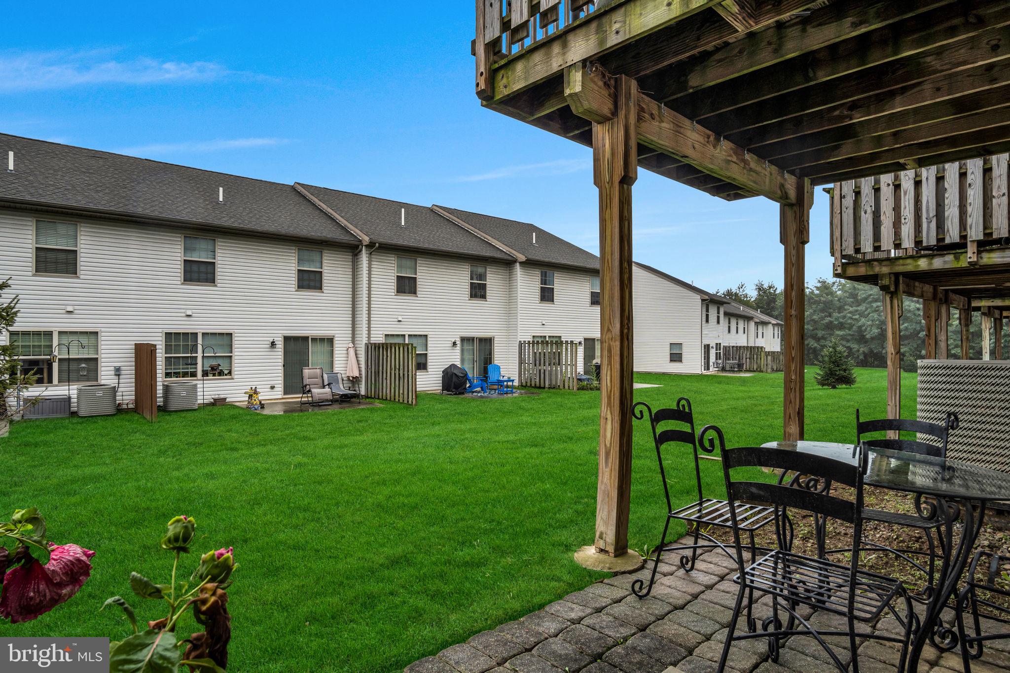 MELBOURNE PLACE - Residential