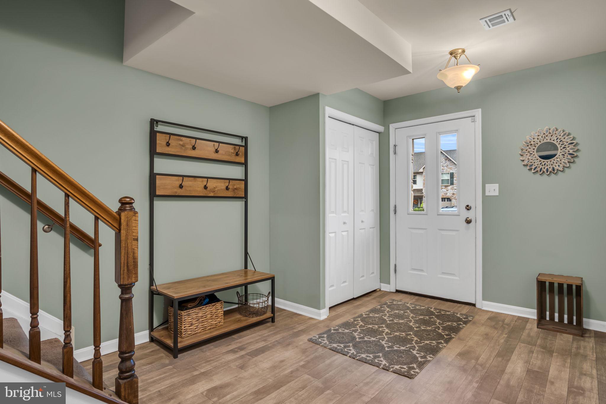 MELBOURNE PLACE - Residential