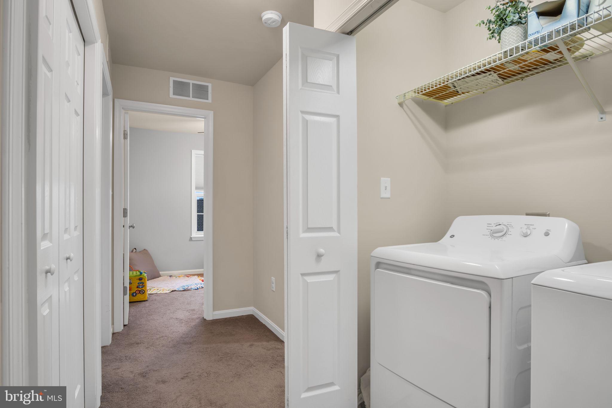 MELBOURNE PLACE - Residential