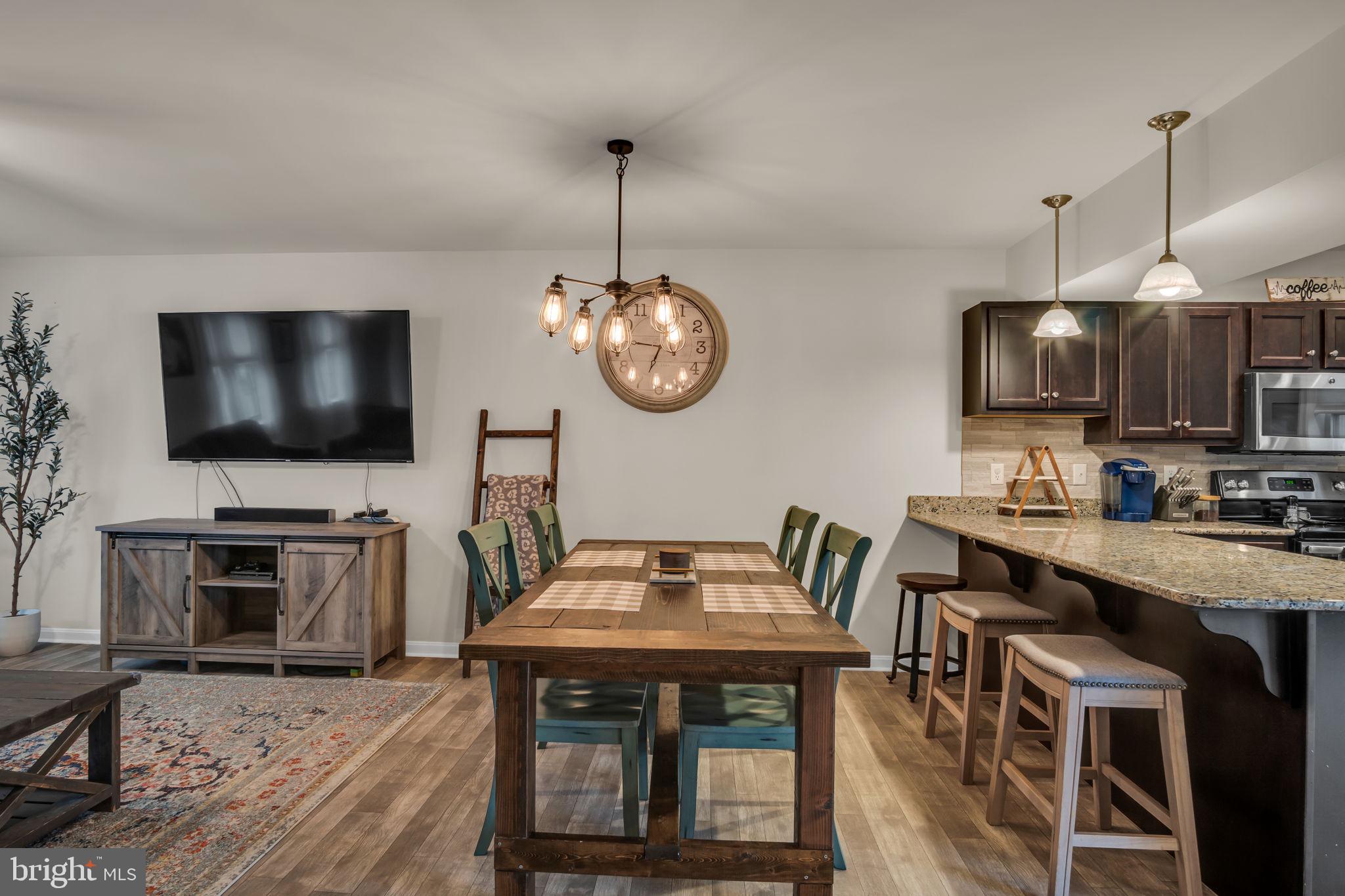 MELBOURNE PLACE - Residential