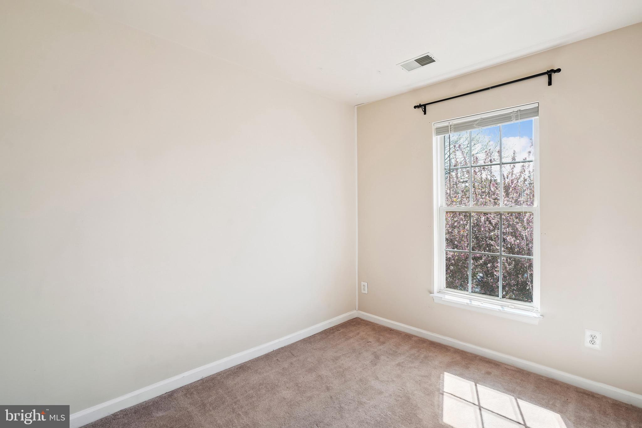 SOUTHLAKE AT MONTCLAIR - Residential